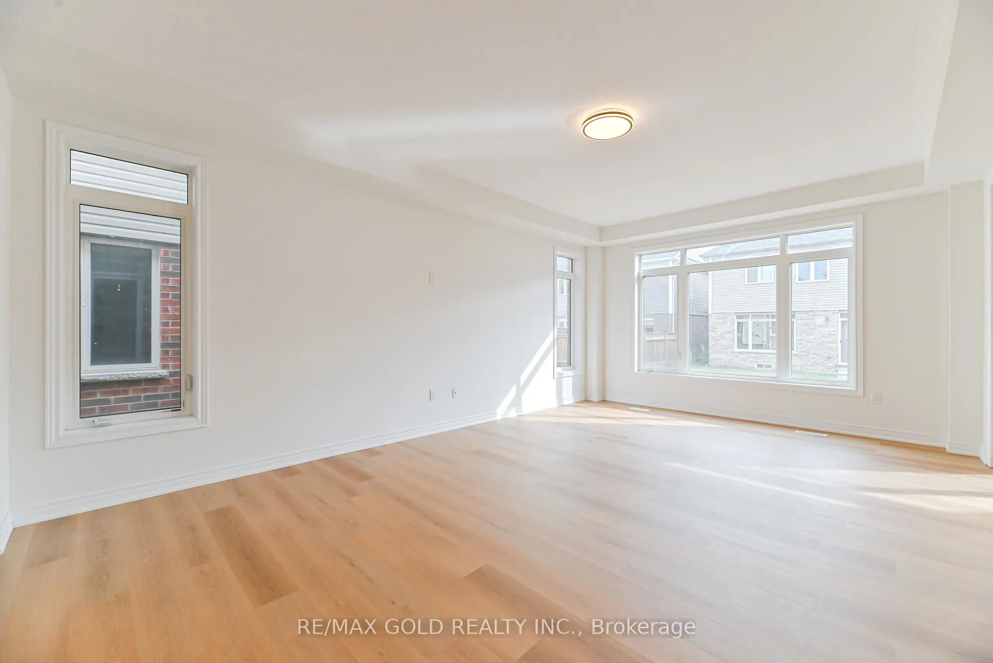 20 Mullholland Avenue