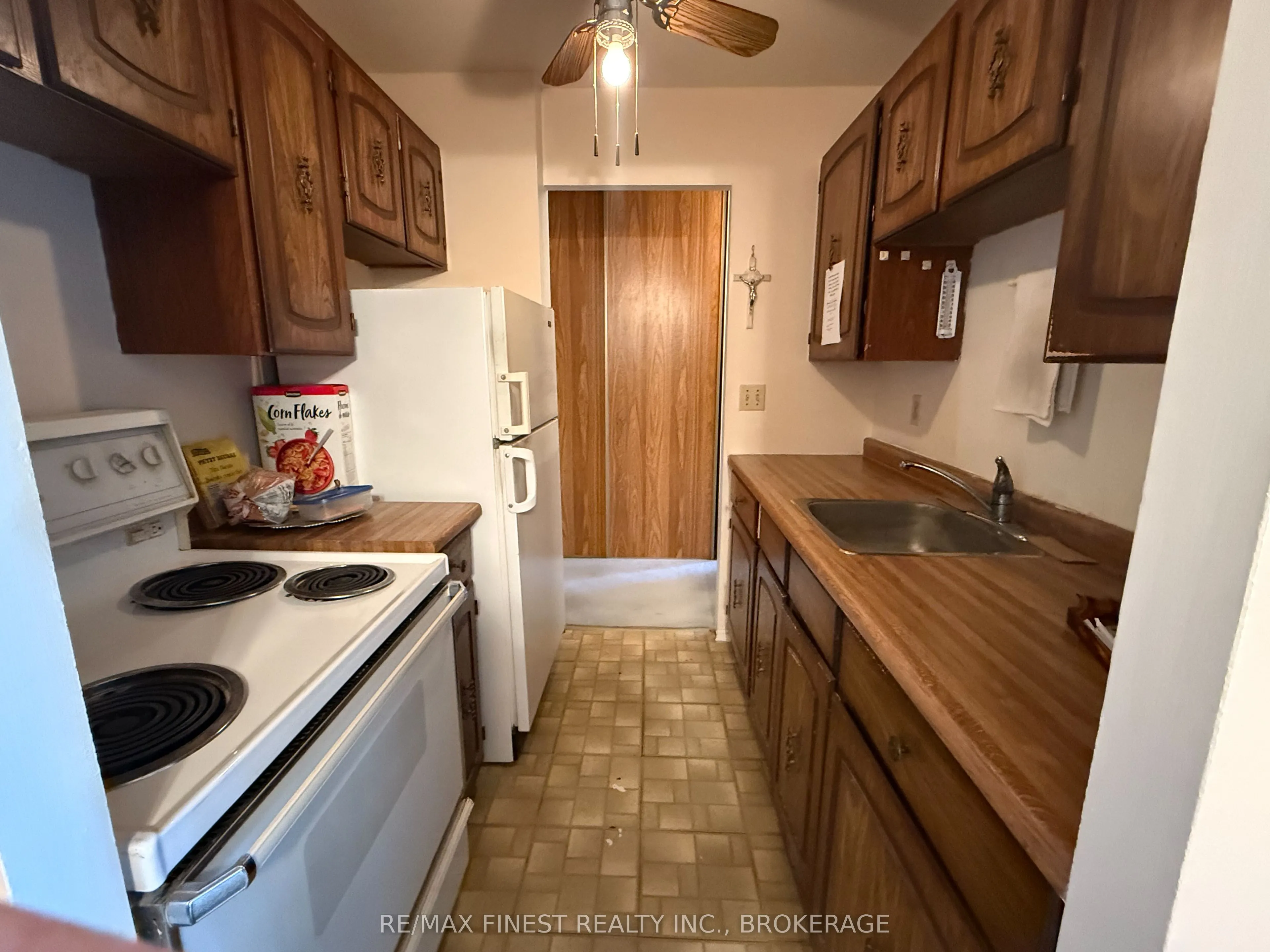 334 Queen Mary Road, #206