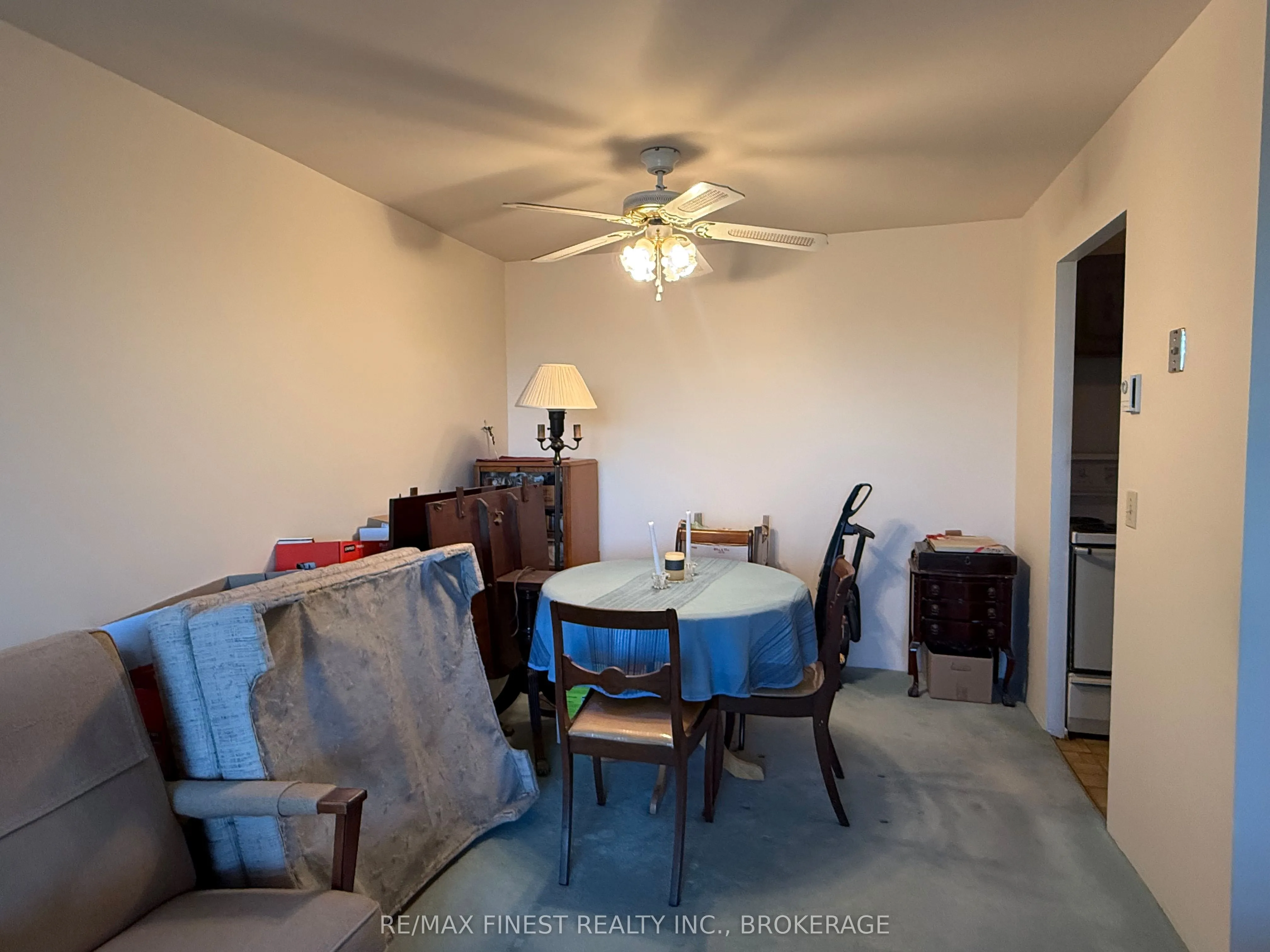 334 Queen Mary Road, #206