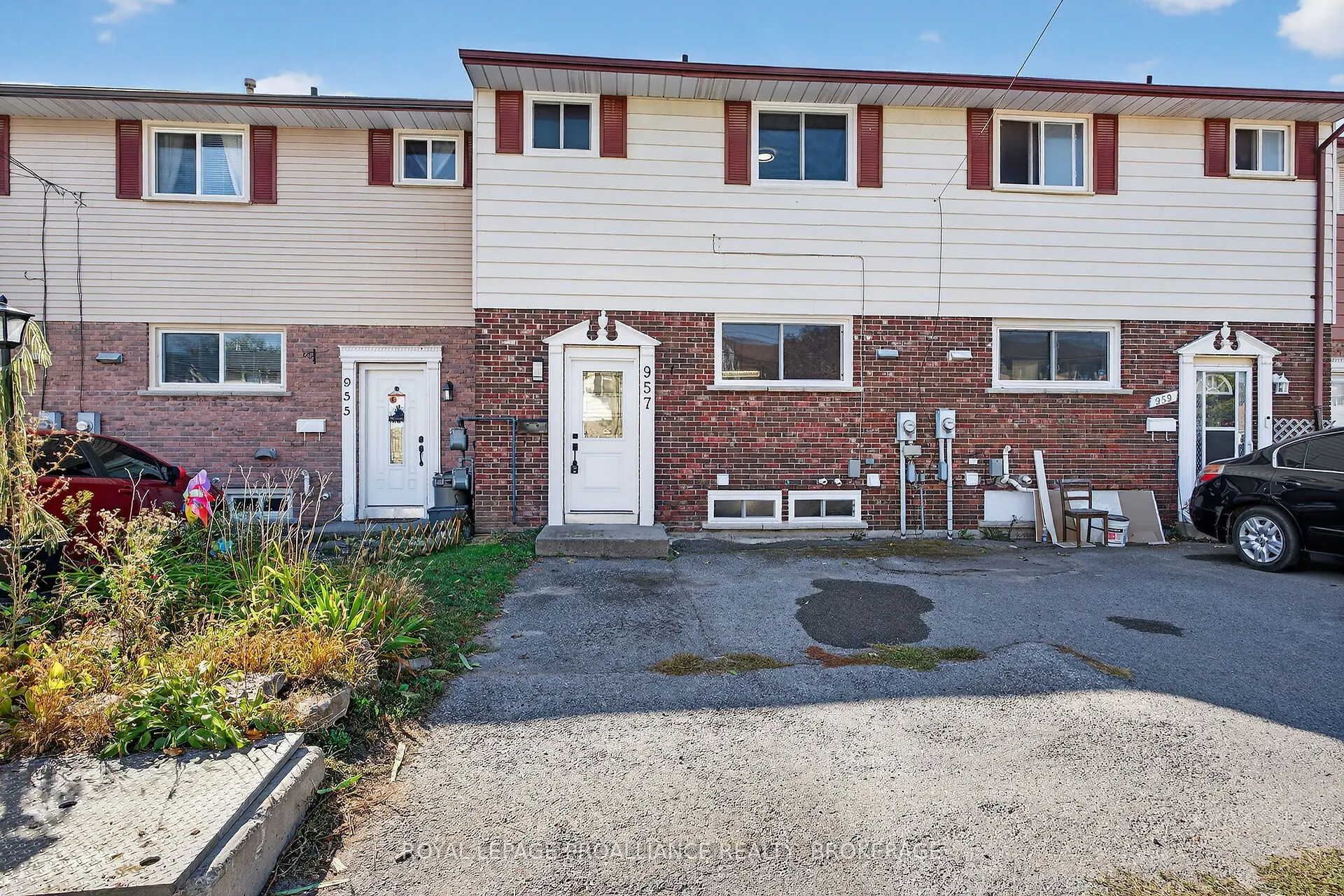 957 Oakview Avenue, #53