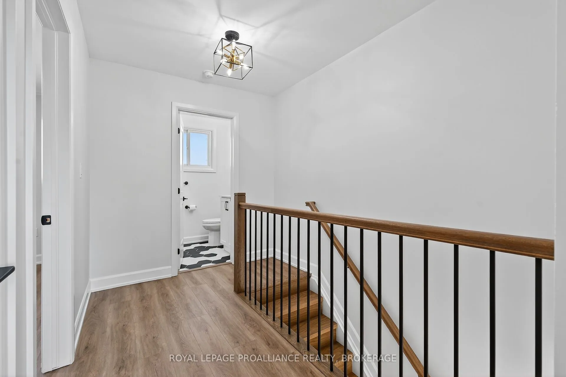 957 Oakview Avenue, #53