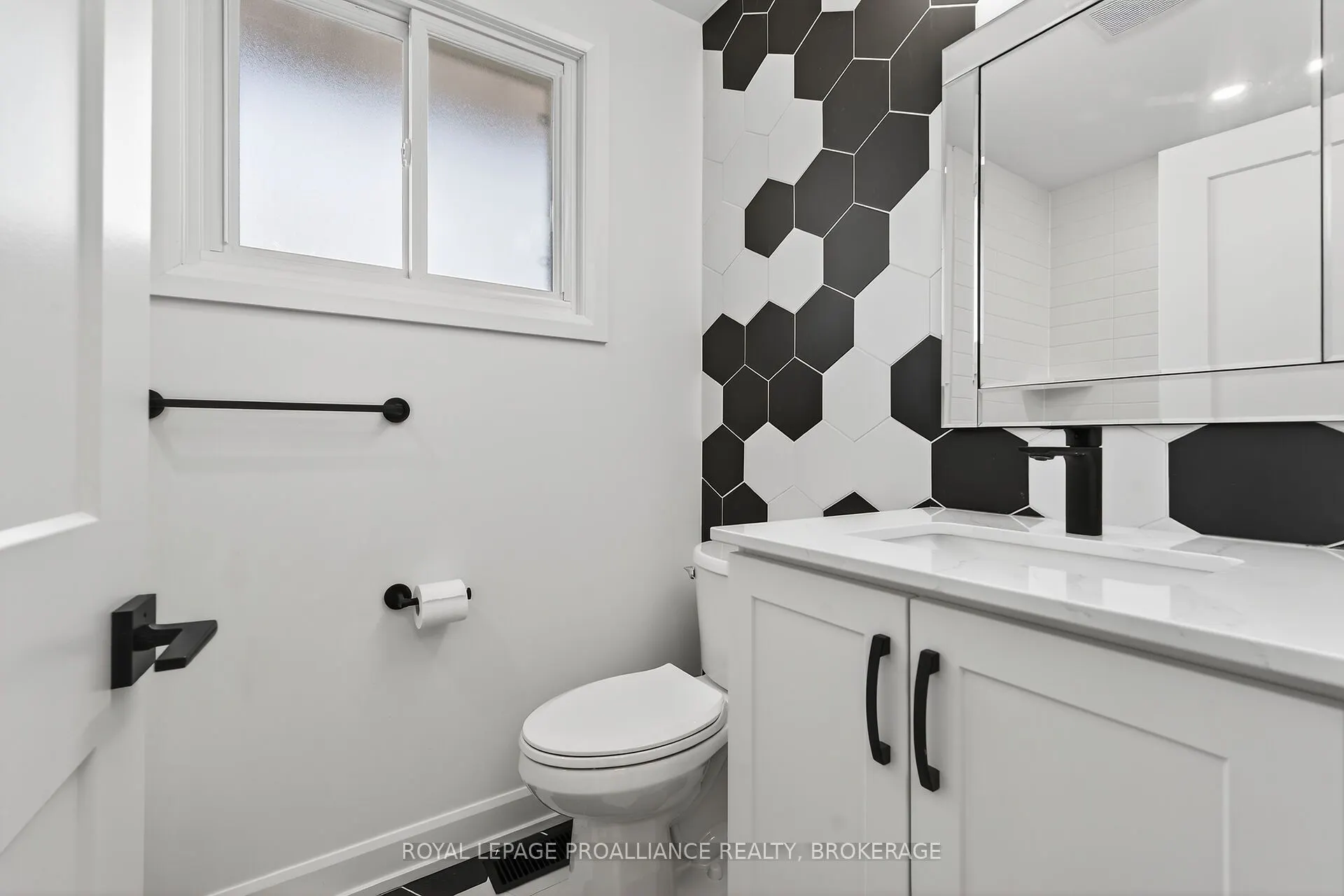 957 Oakview Avenue, #53