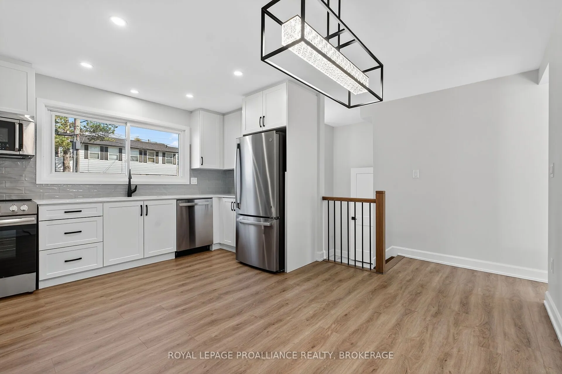 957 Oakview Avenue, #53