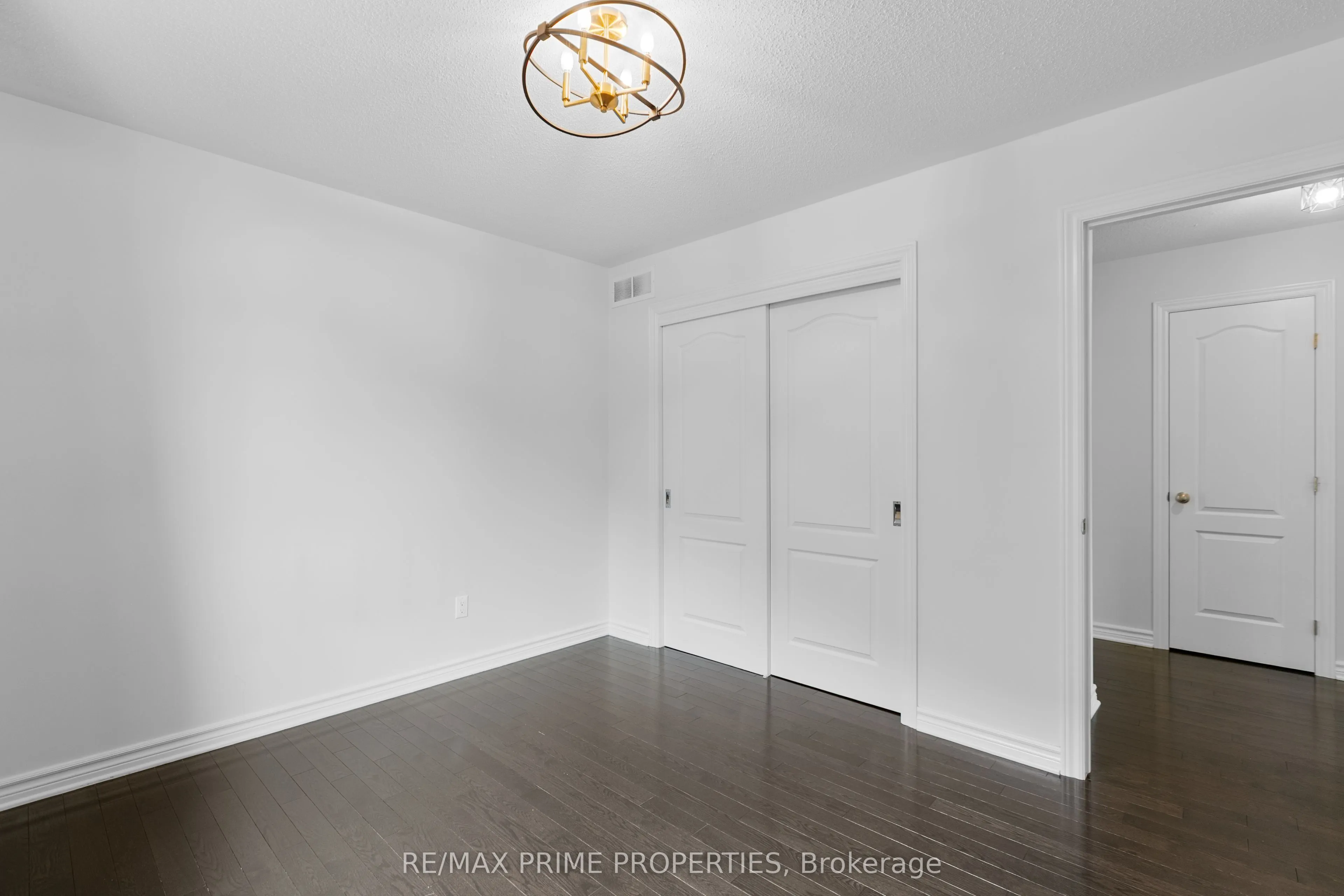 526 Golden Sedge Way