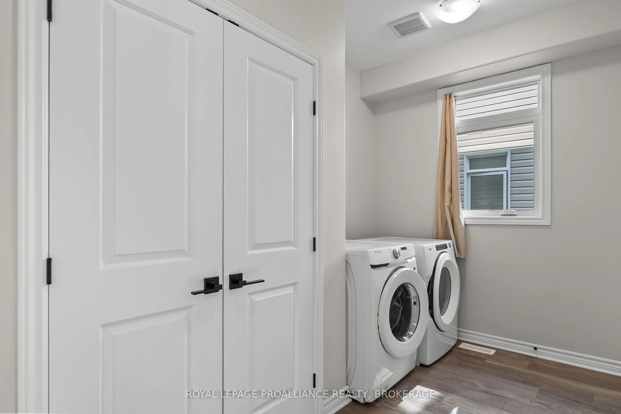 1675 Brookedayle Avenue