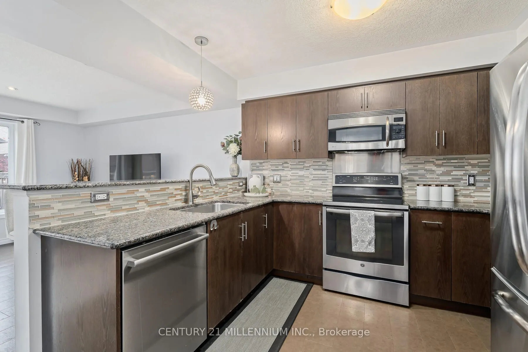 167 Arkell Road, #13