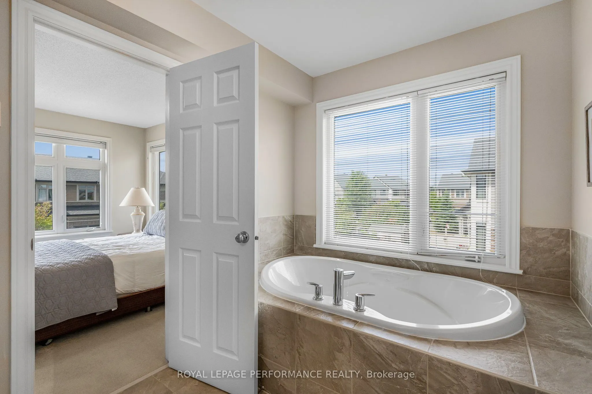 328 Ballinville Circle