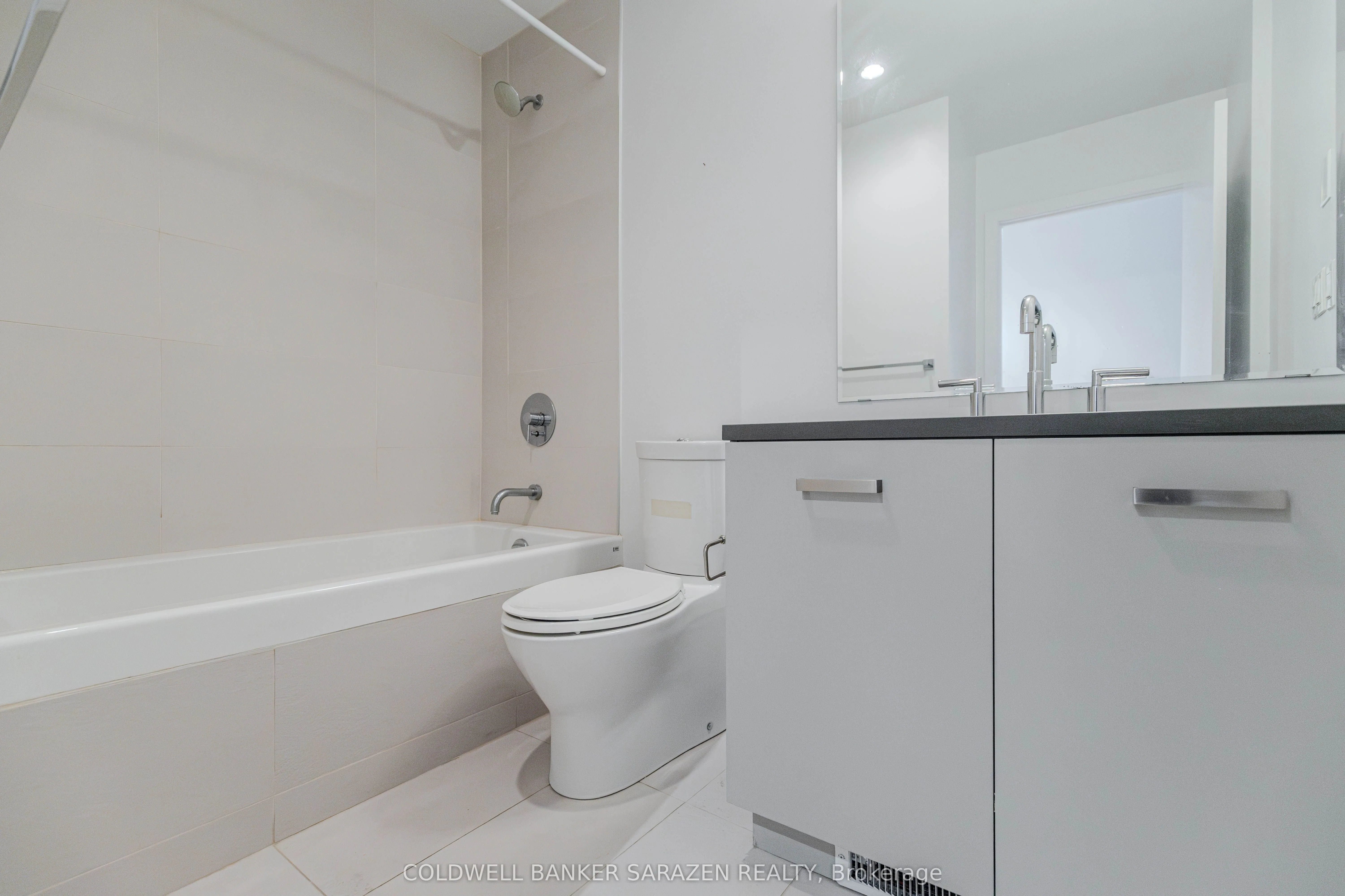 224 Lyon Street N, #1308