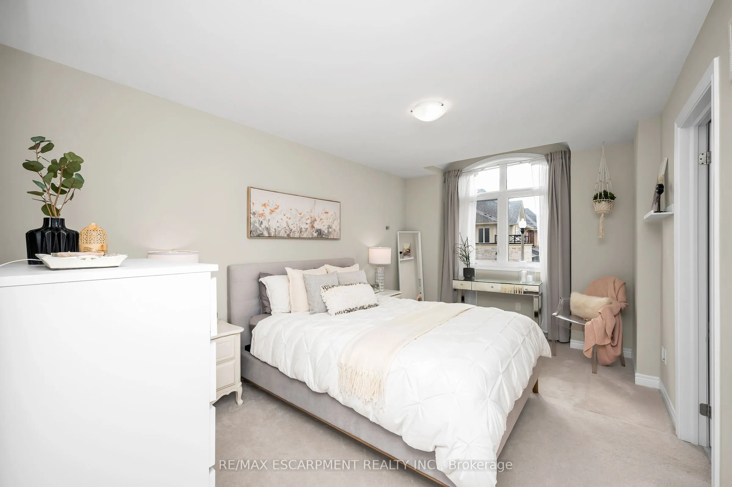 17 Arietta Lane, #20