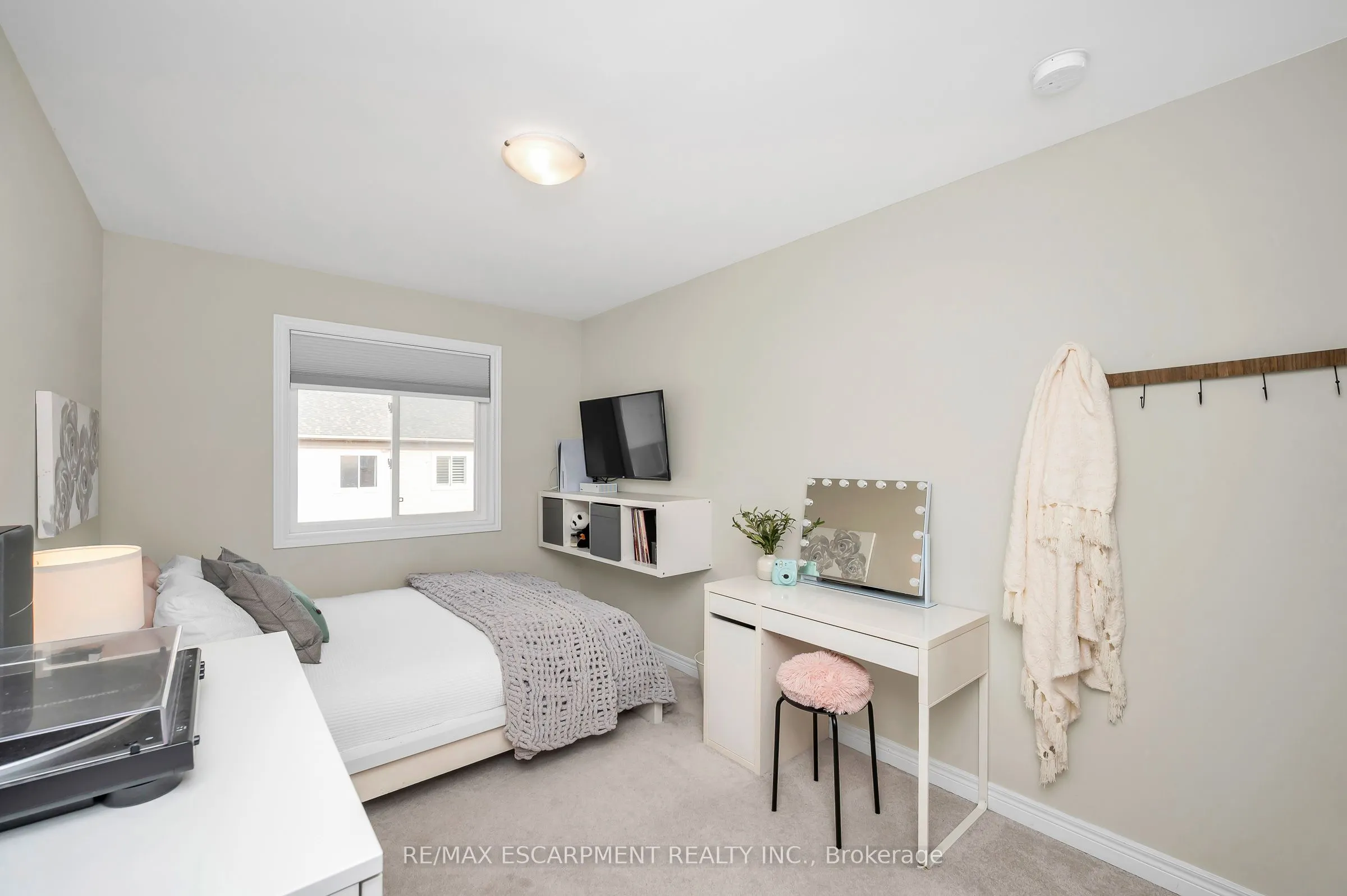 17 Arietta Lane, #20