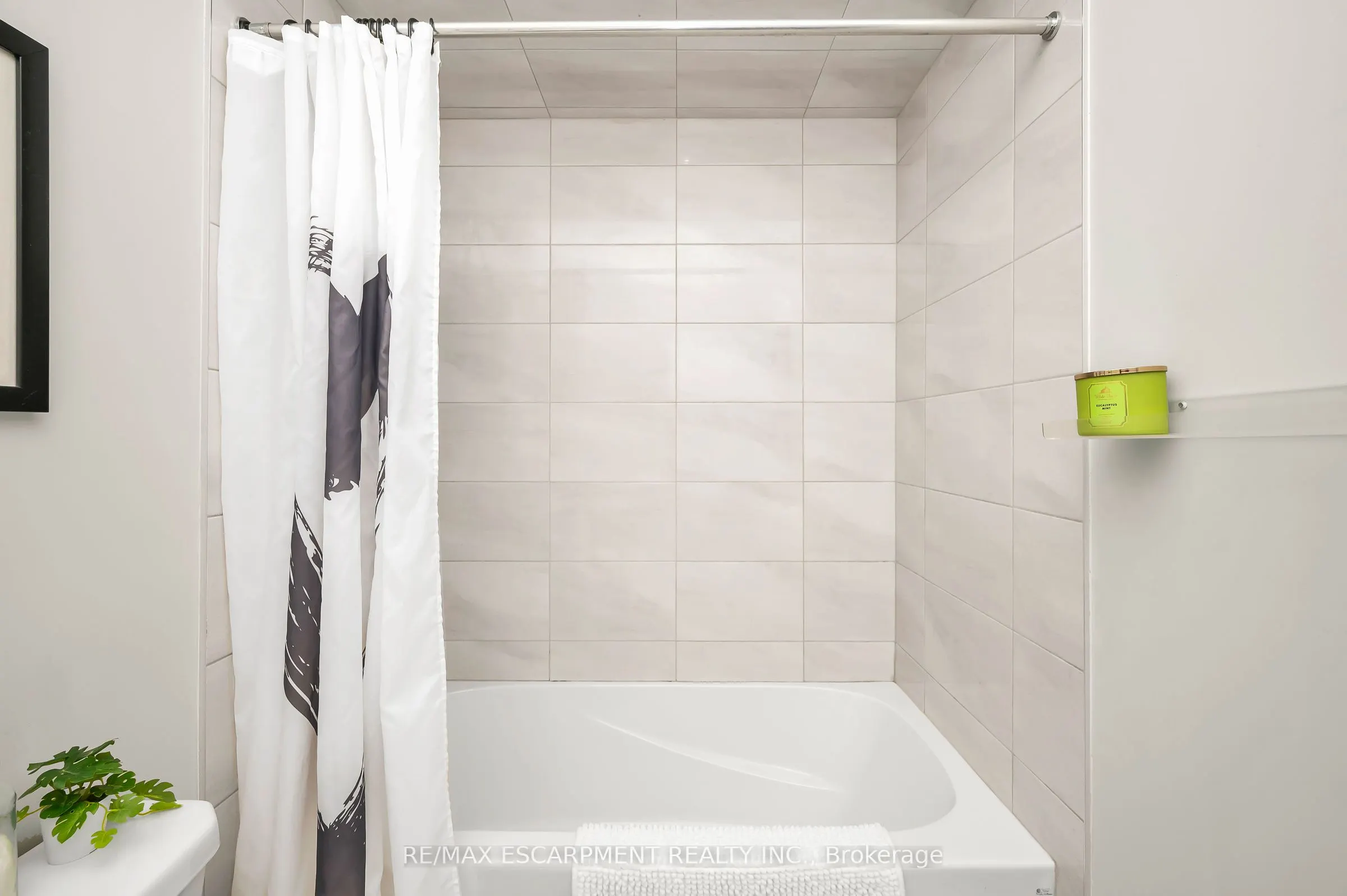 17 Arietta Lane, #20