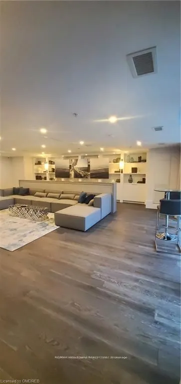 16 CONCORD Place, #505