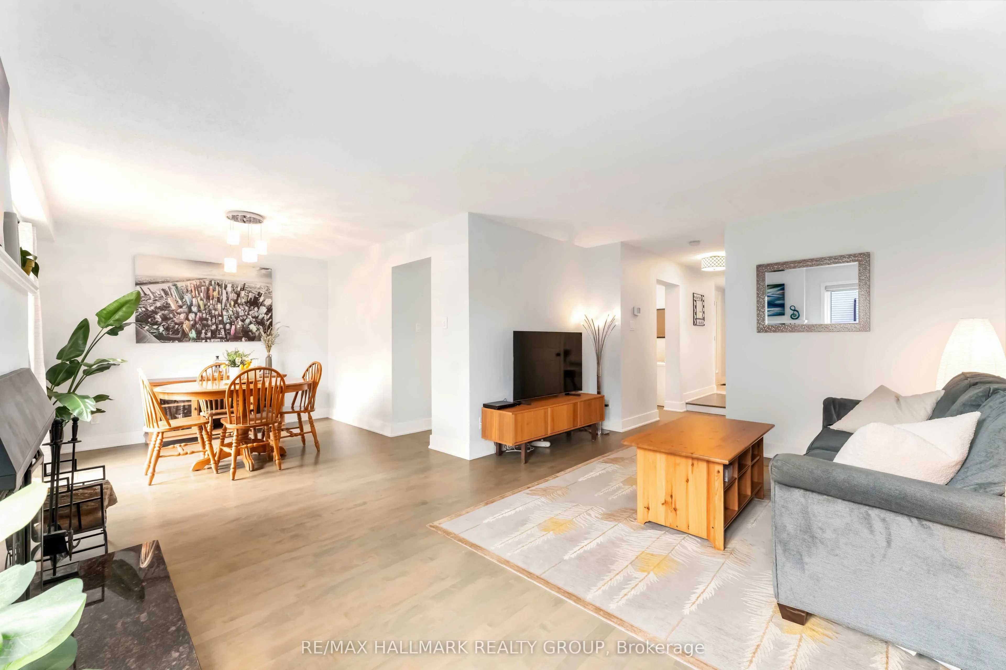 1655 Des Broussailles Terrace