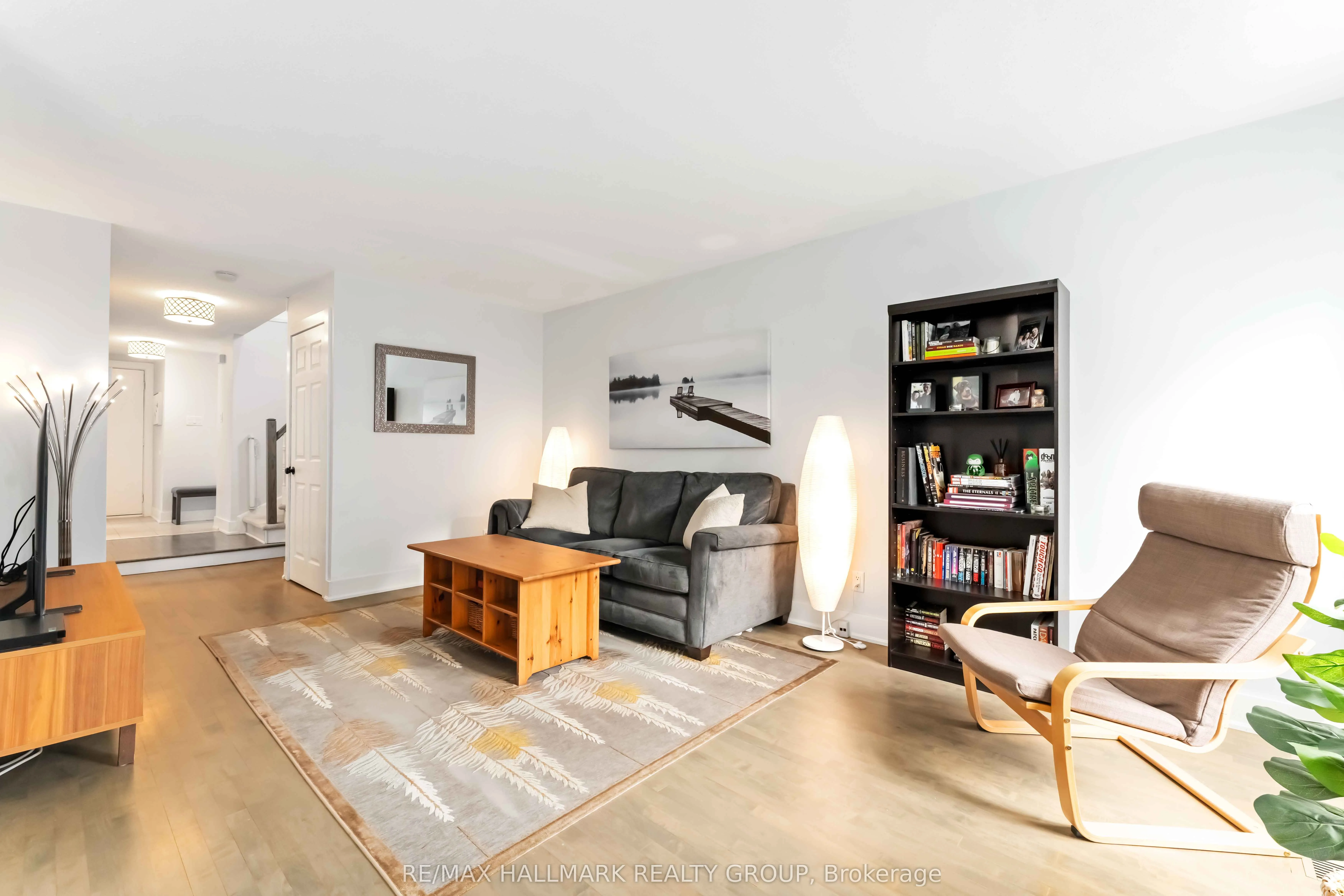 1655 Des Broussailles Terrace