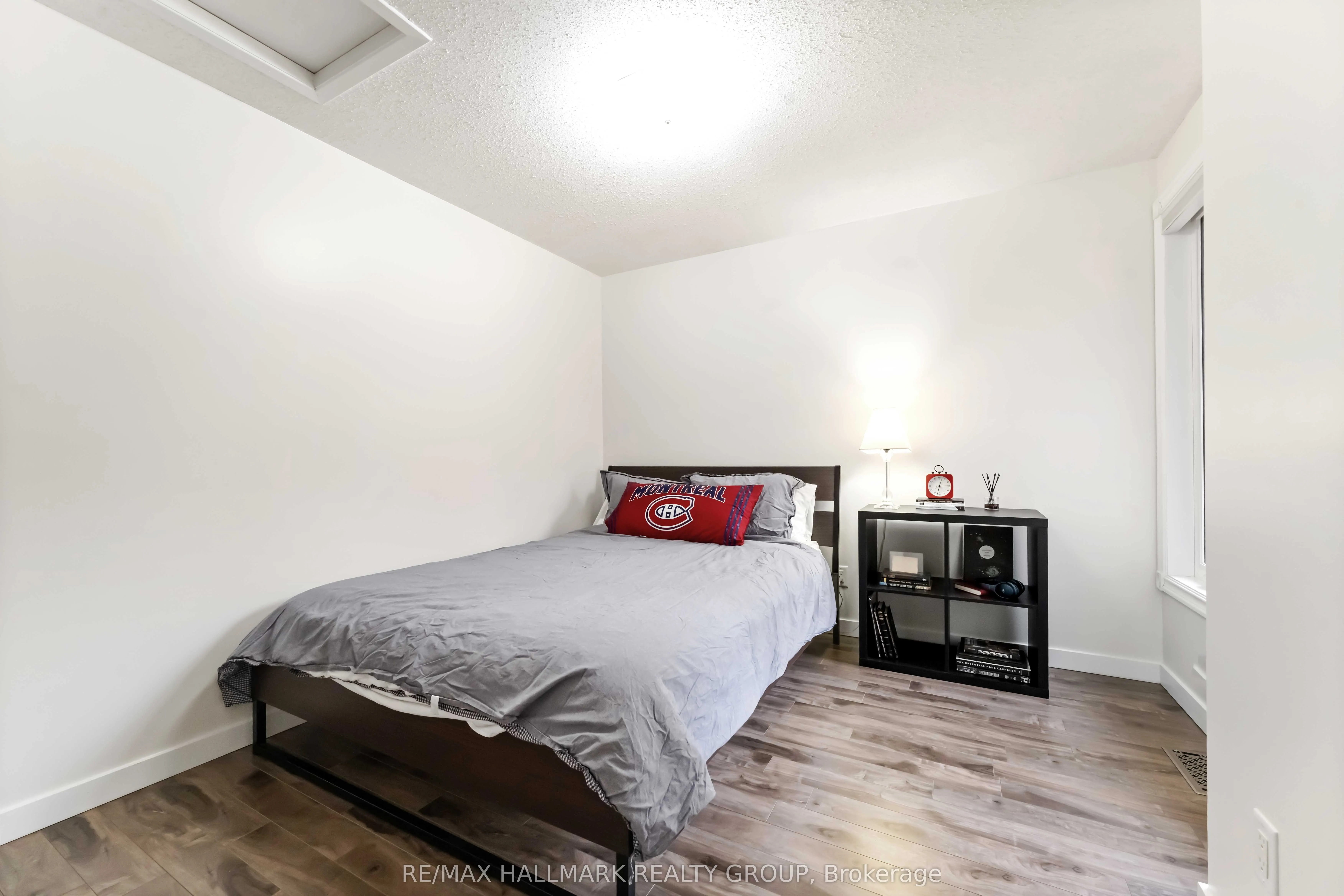 1655 Des Broussailles Terrace