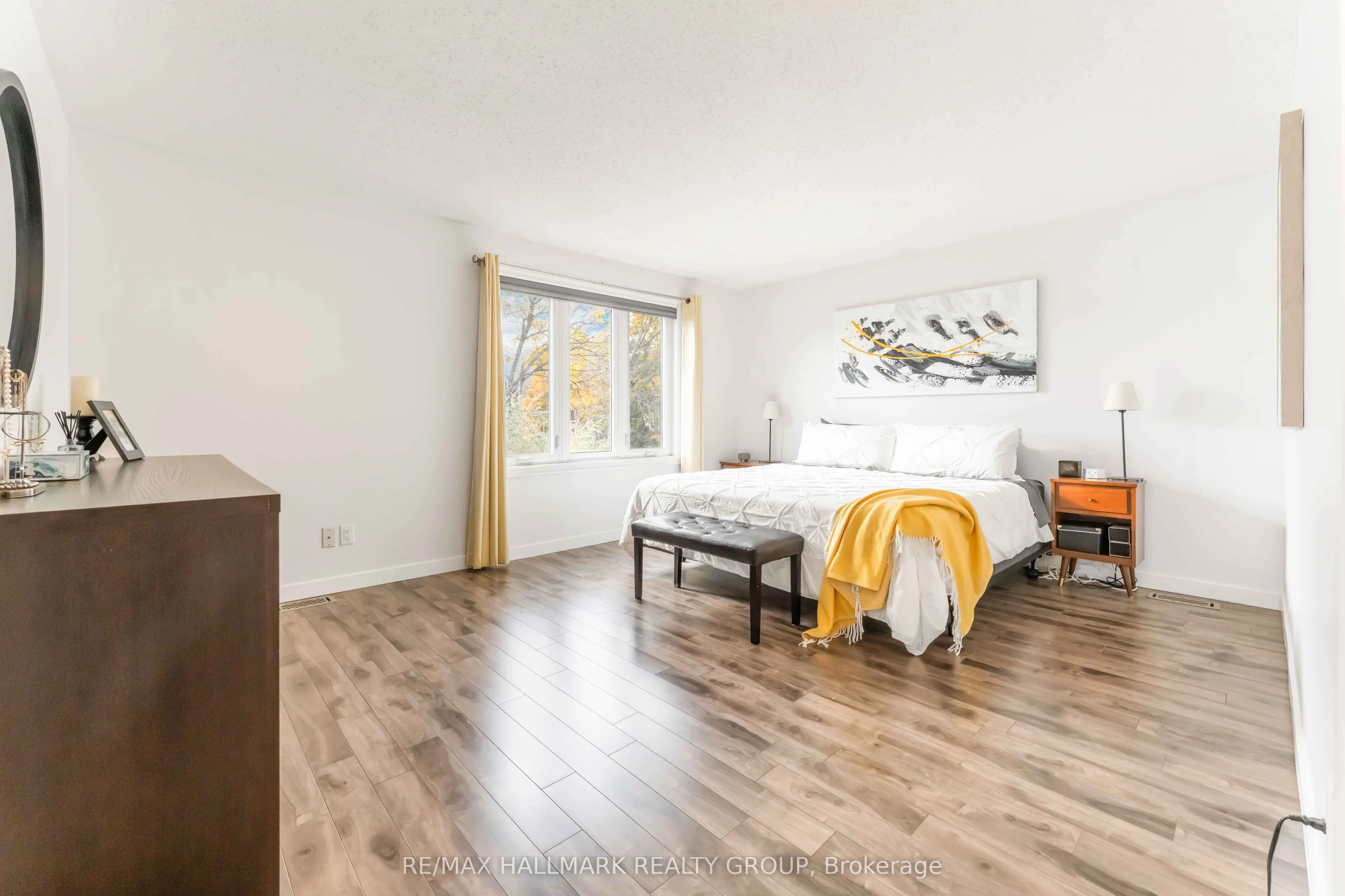 1655 Des Broussailles Terrace