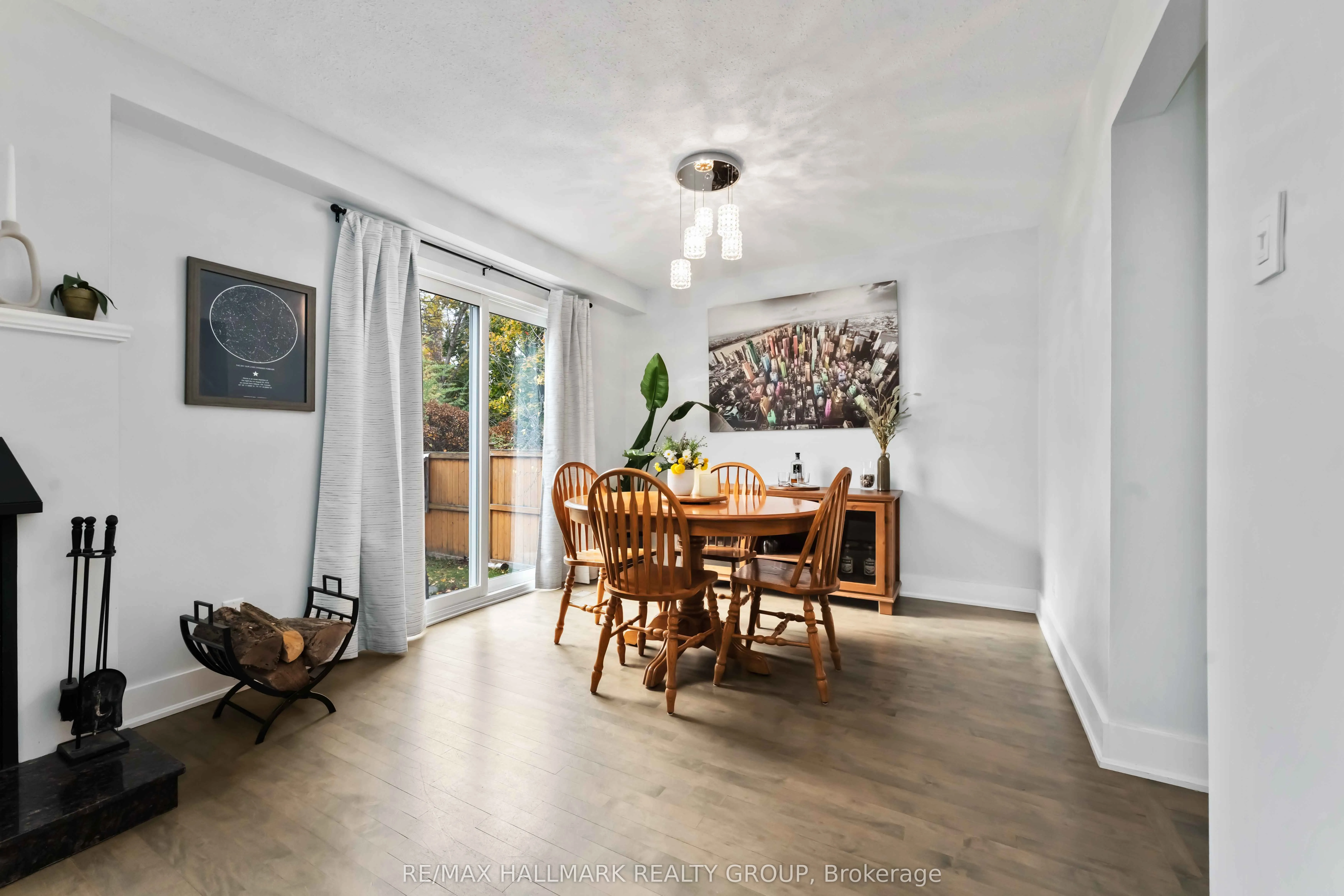 1655 Des Broussailles Terrace