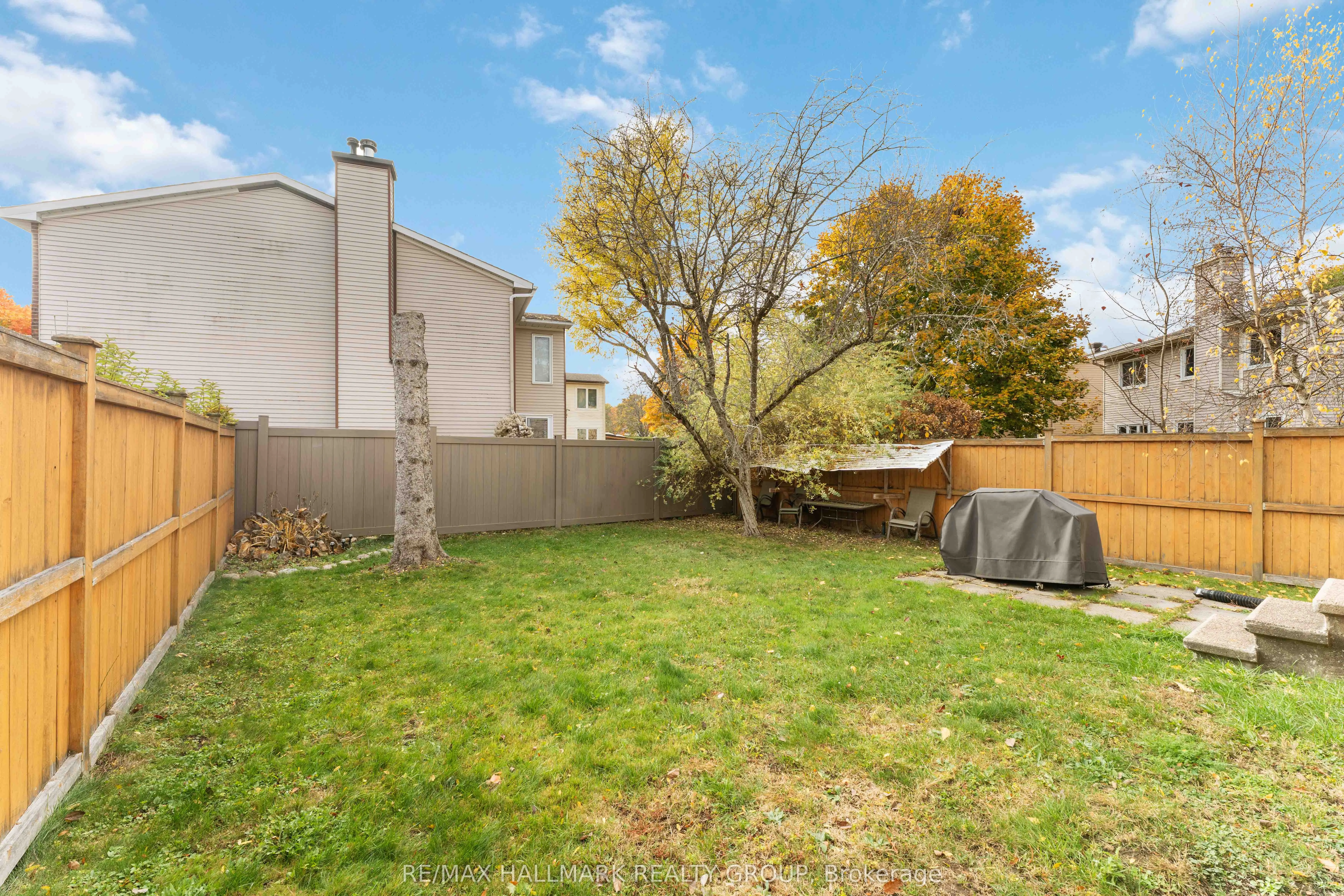 1655 Des Broussailles Terrace