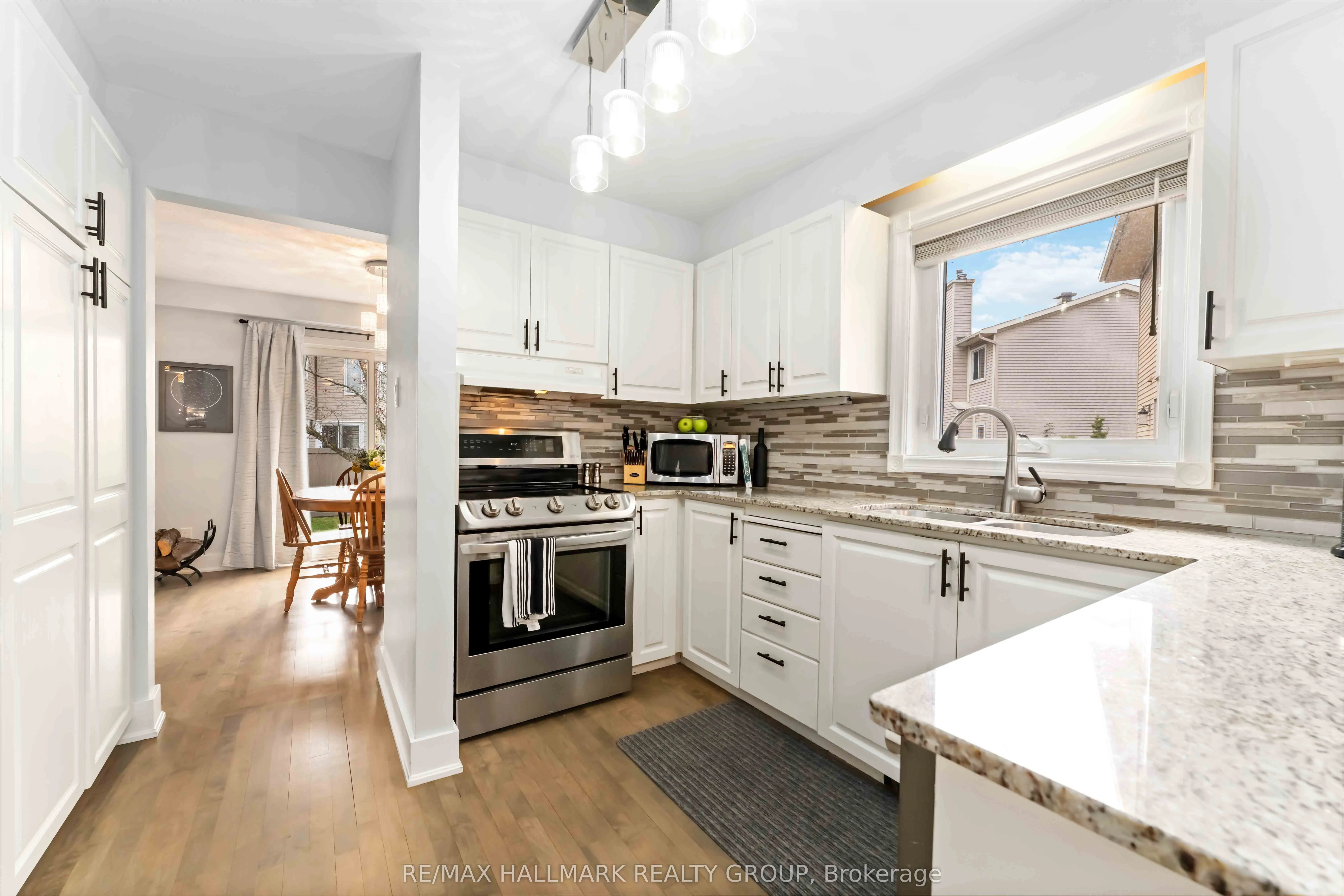 1655 Des Broussailles Terrace