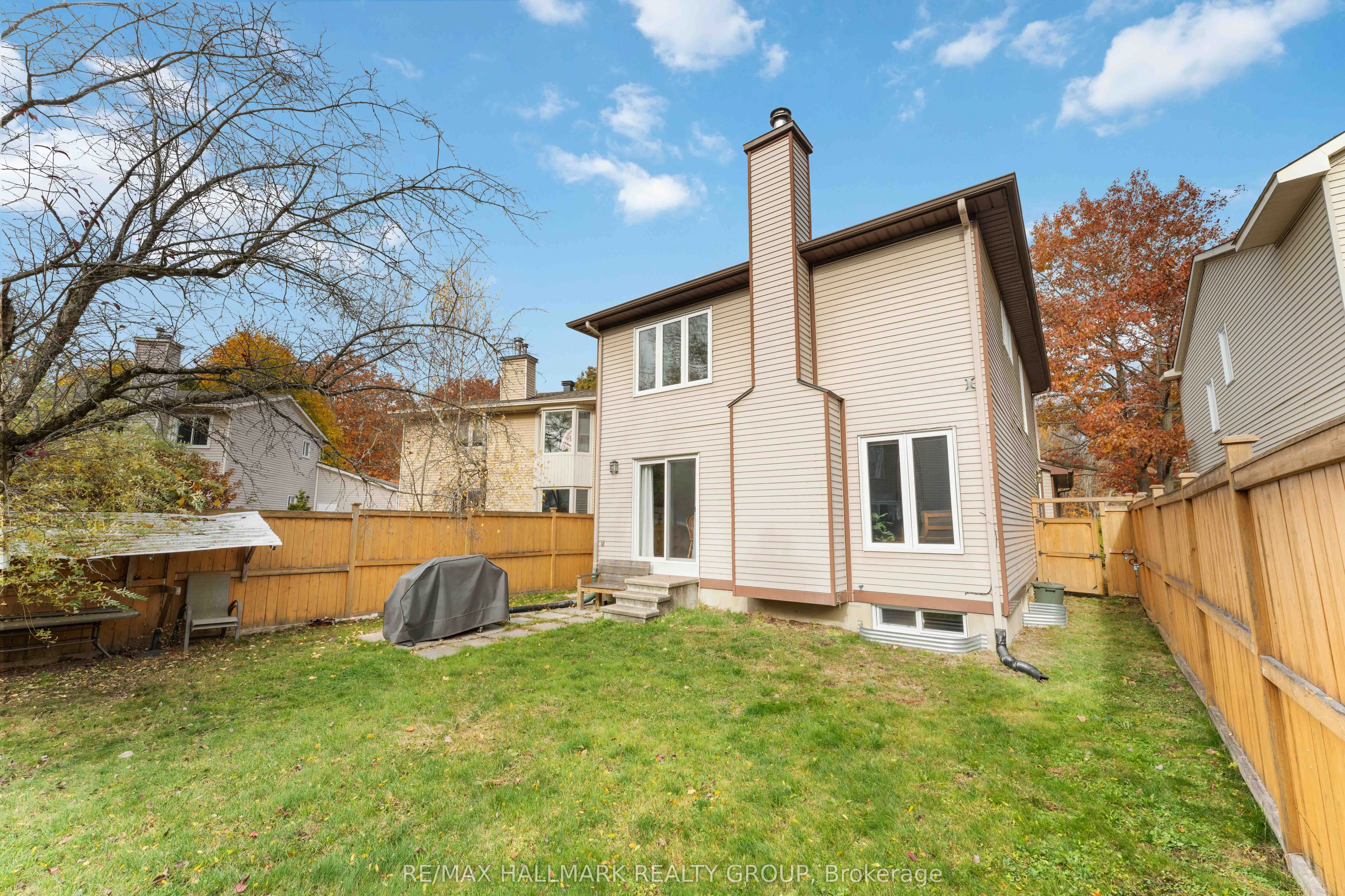 1655 Des Broussailles Terrace