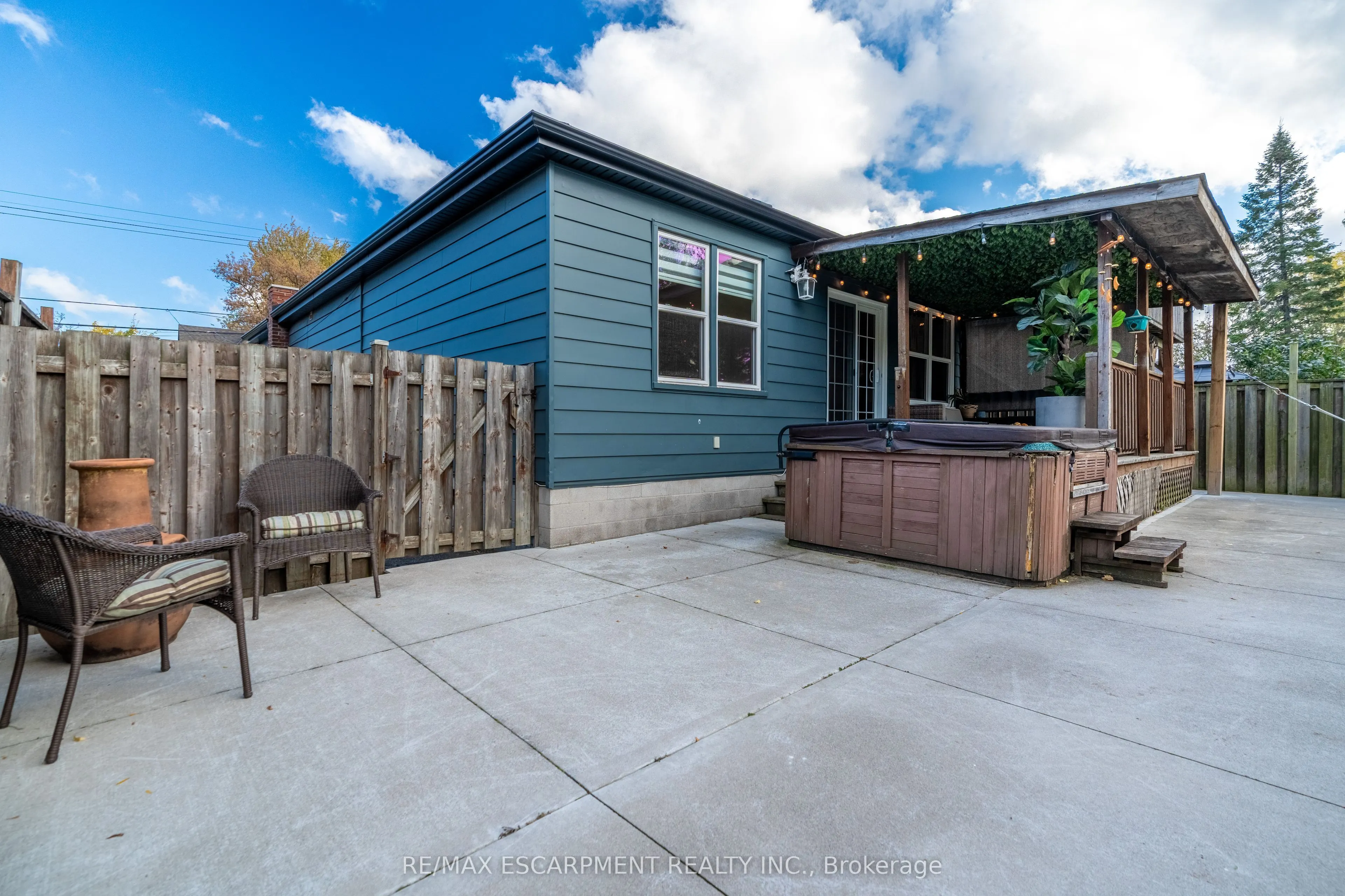 128 EAST 17TH Street