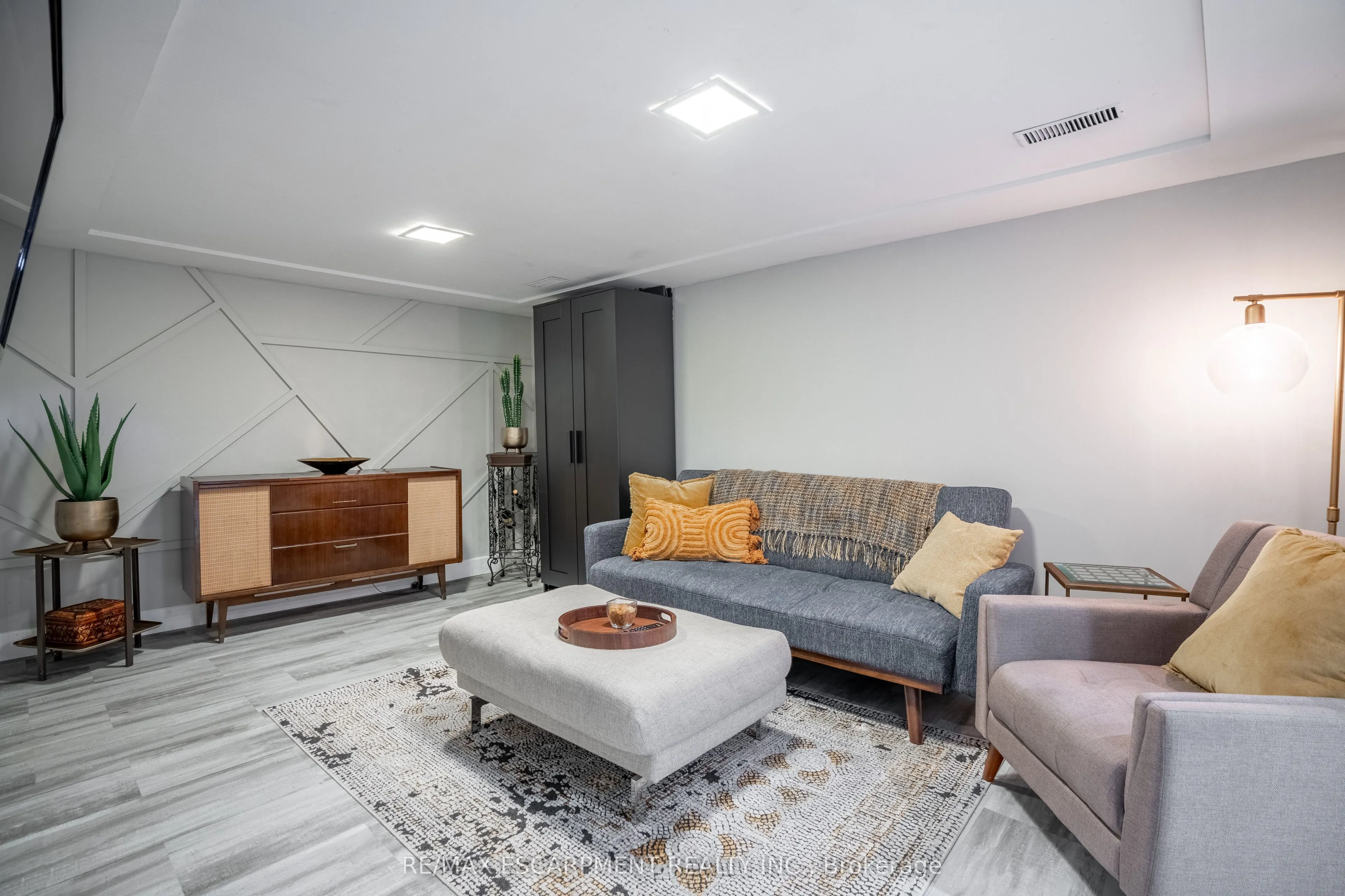 128 EAST 17TH Street