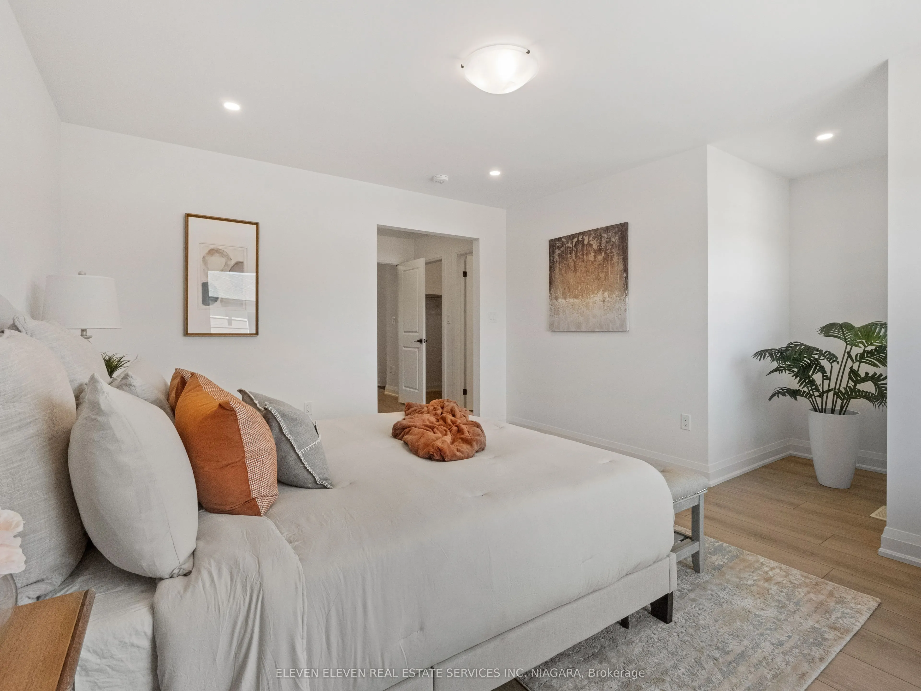 4552 Portage Road, #84