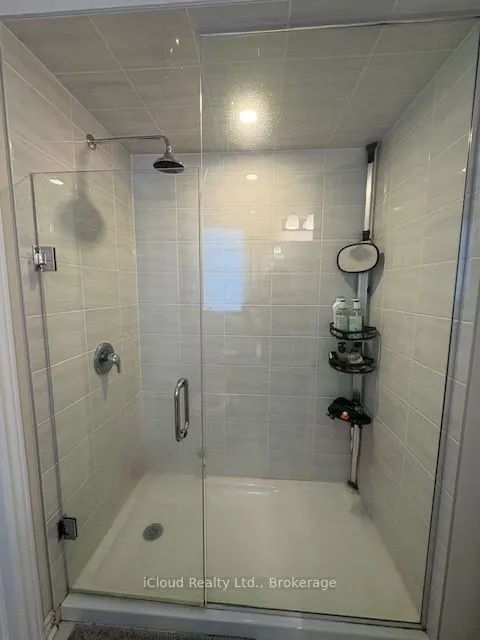 521 Honeylocust Avenue