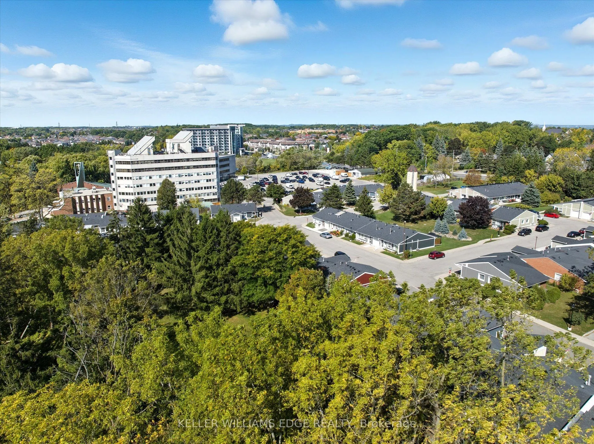 34 Cardinal Mindszenty Boulevard, #0