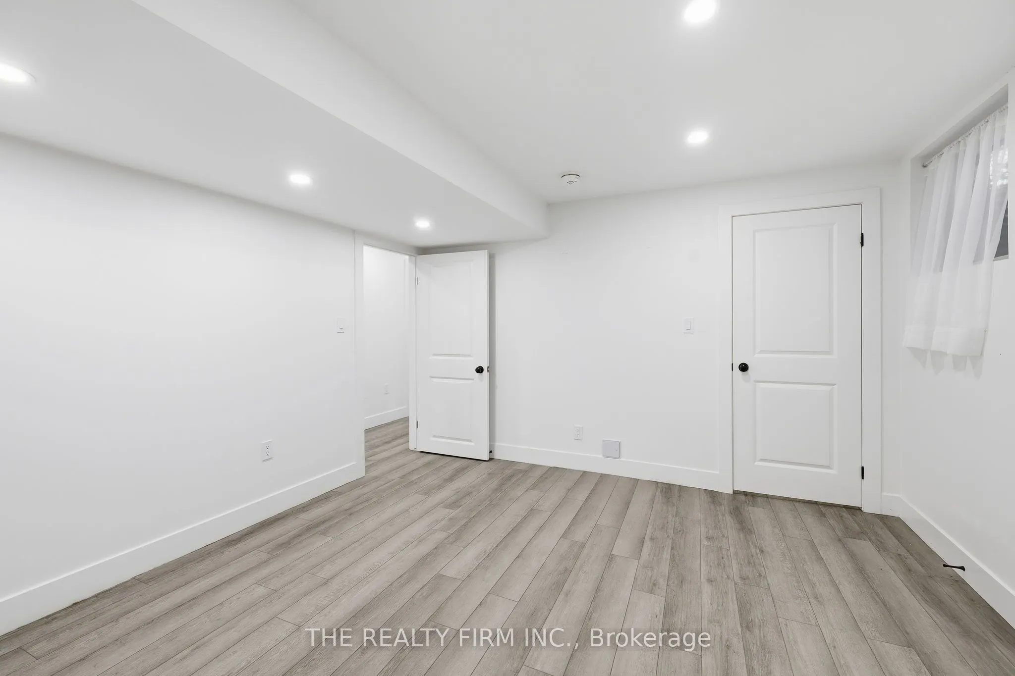 1012 OAKCROSSING Road