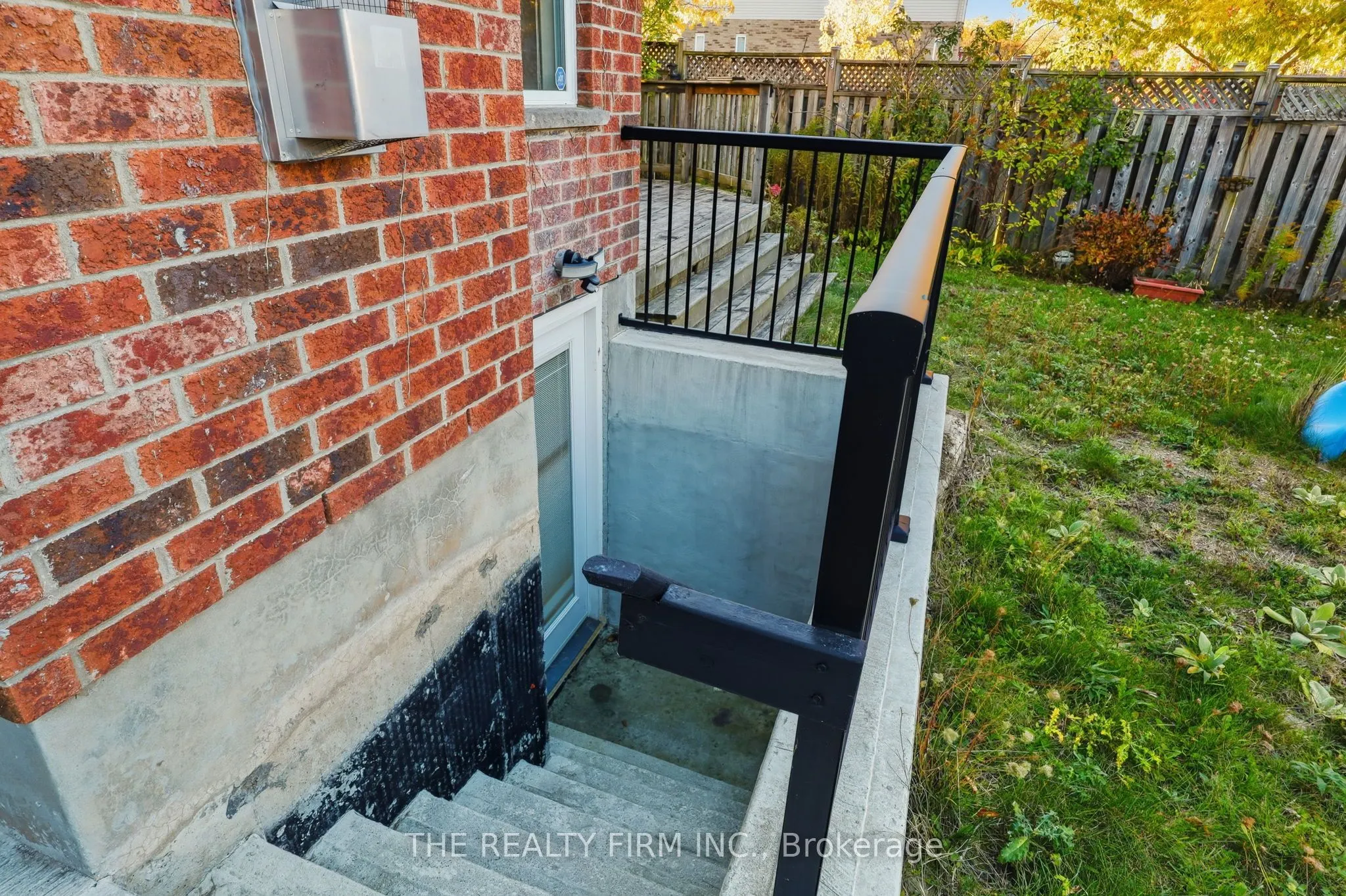 1012 OAKCROSSING Road