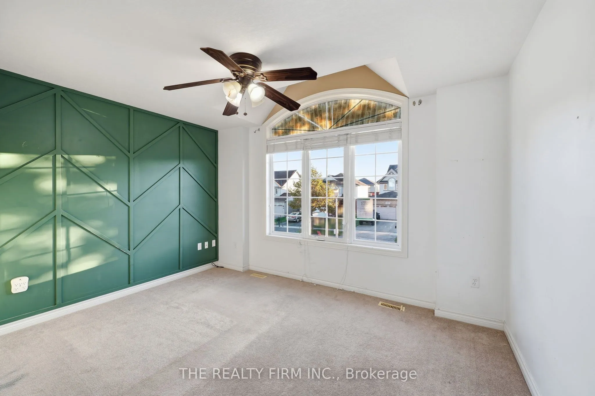 1012 OAKCROSSING Road