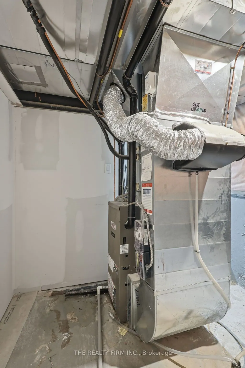 1012 OAKCROSSING Road