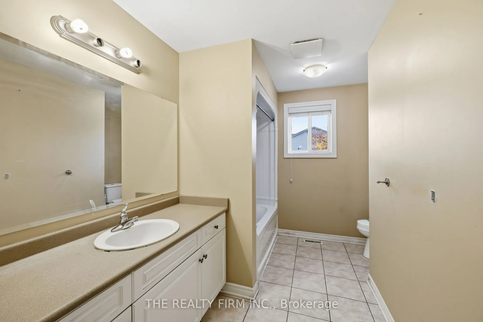 1012 OAKCROSSING Road