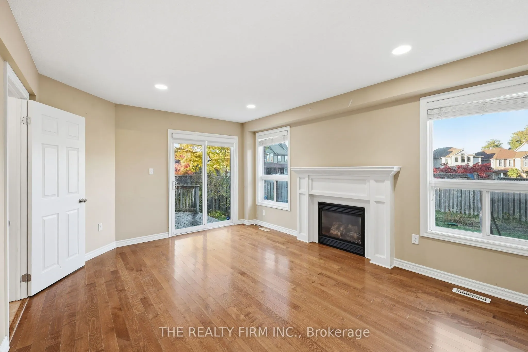 1012 OAKCROSSING Road