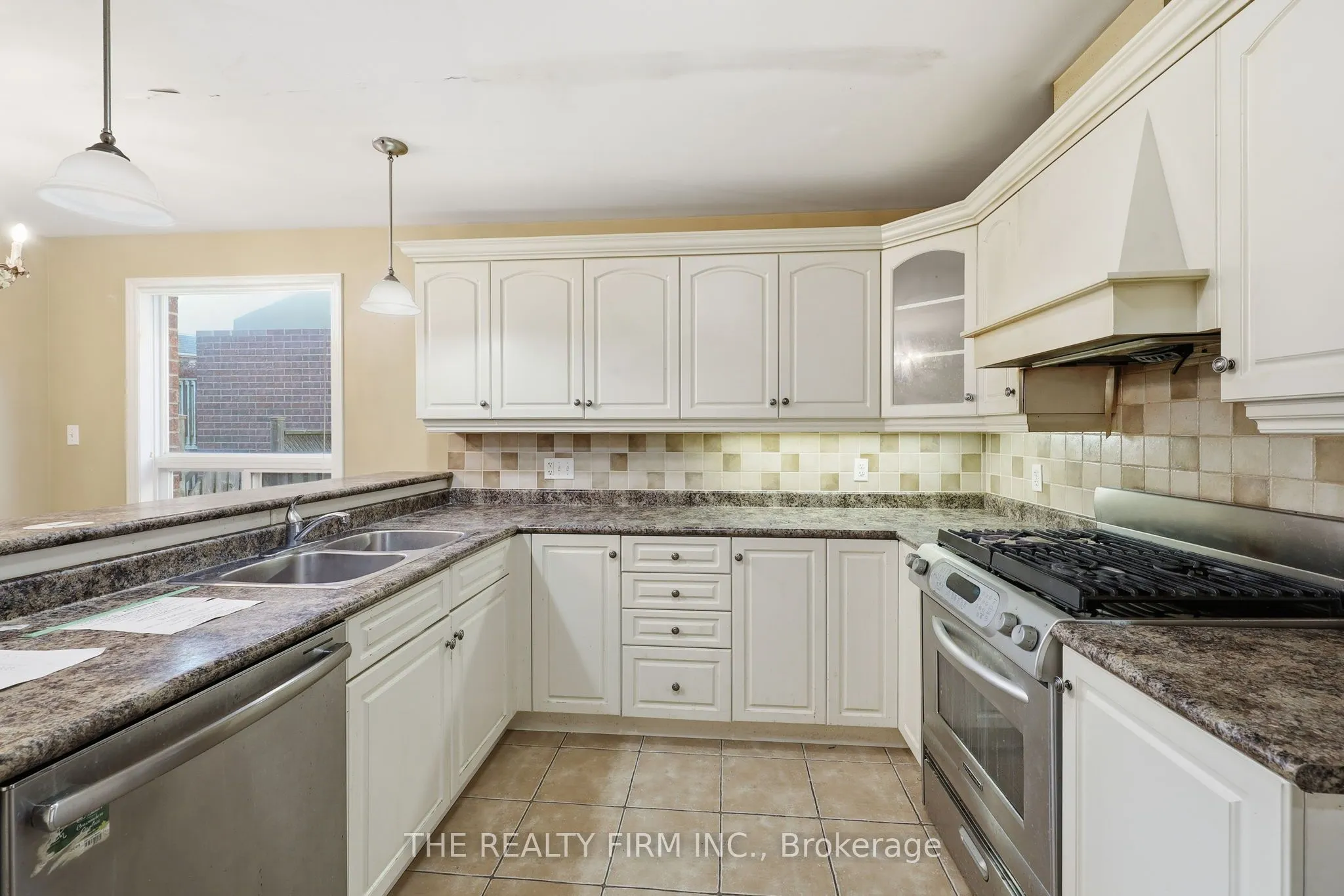 1012 OAKCROSSING Road