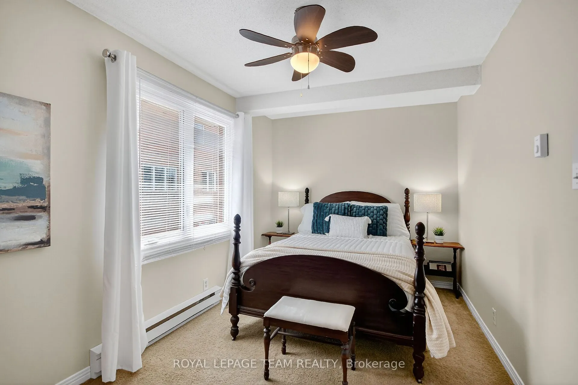 206 Stratas Court, #15