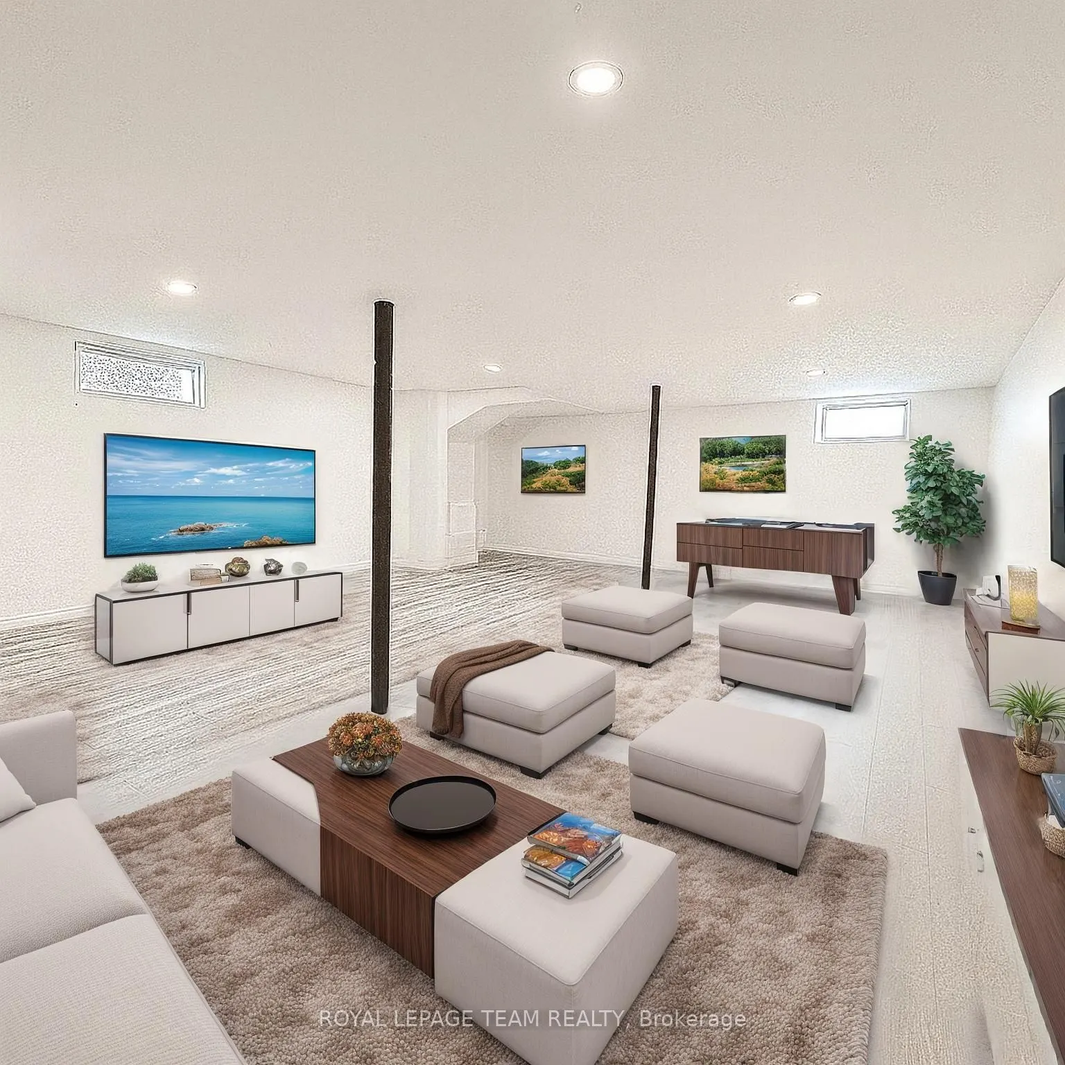 32 PEACOCK Crescent S