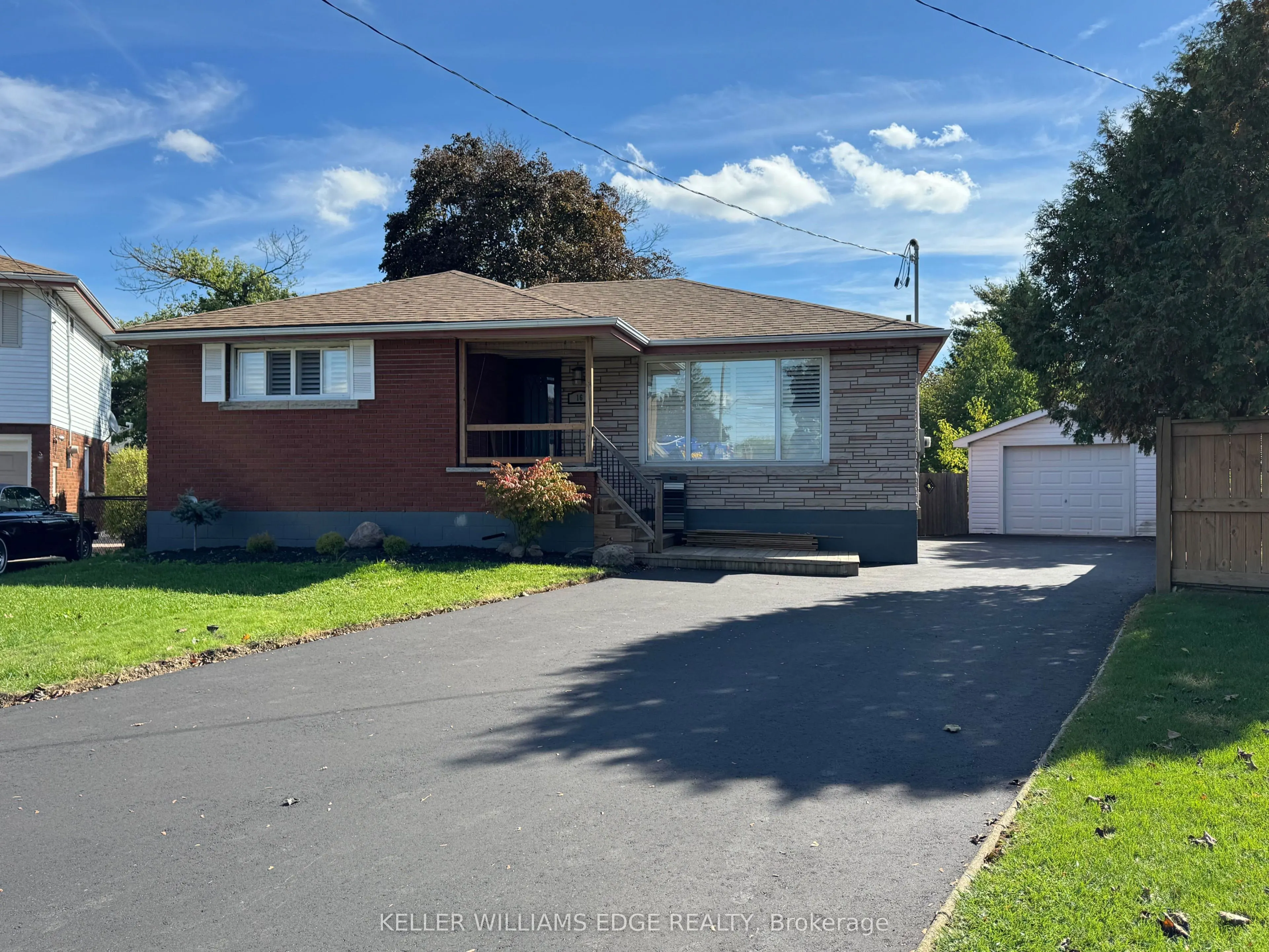 16 Doreen Court, #LOWER