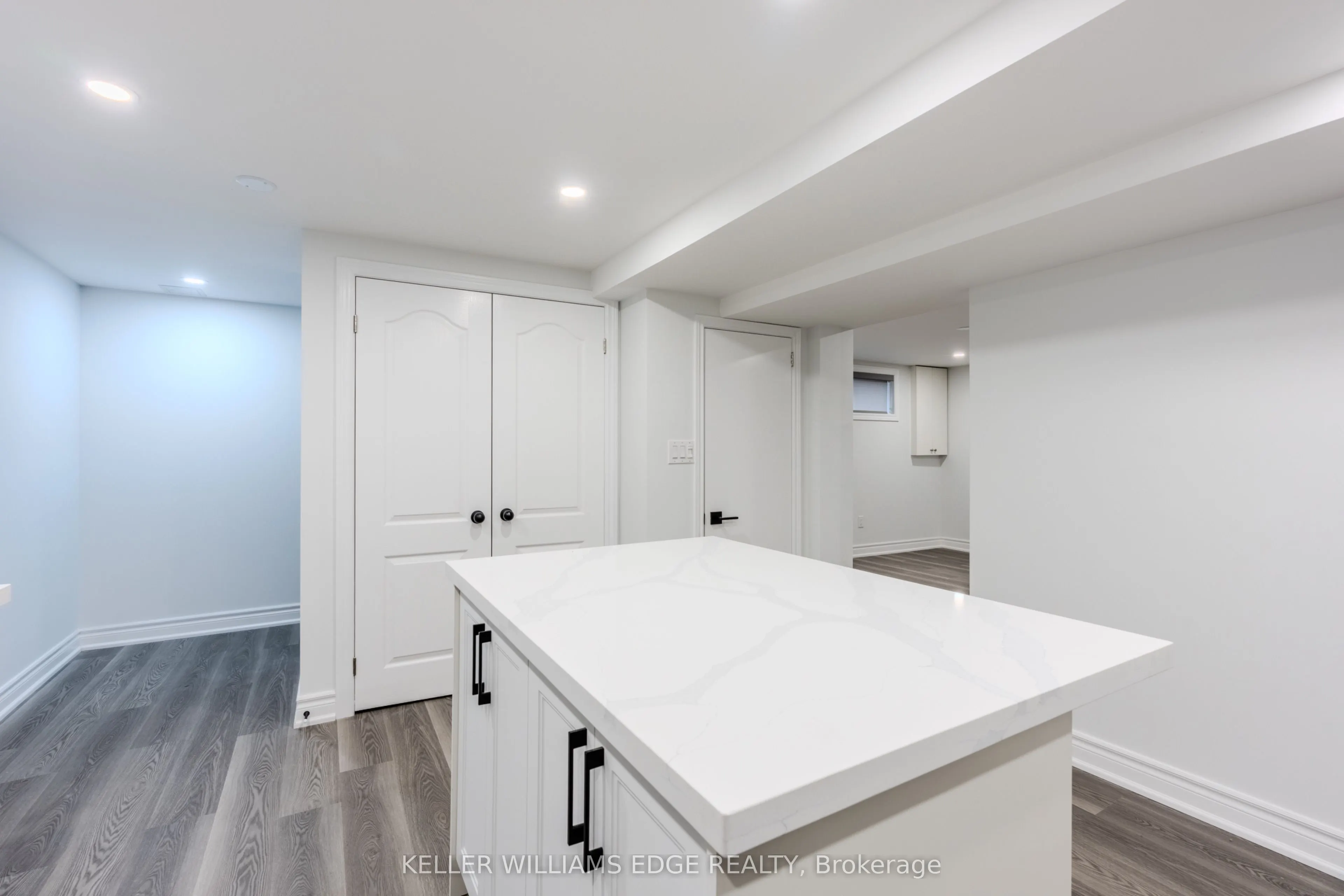 16 Doreen Court, #LOWER