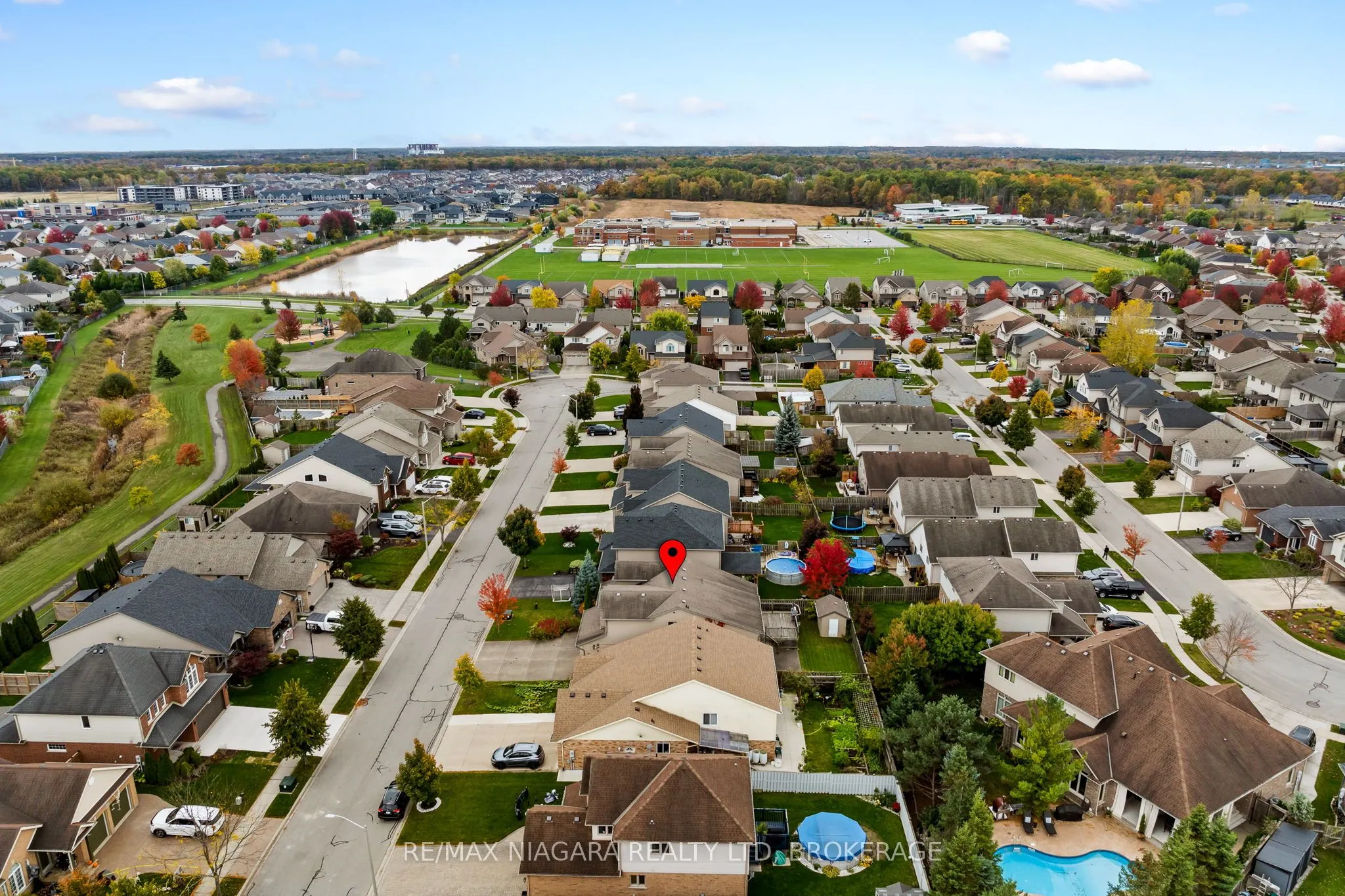 6877 Courtney Crescent