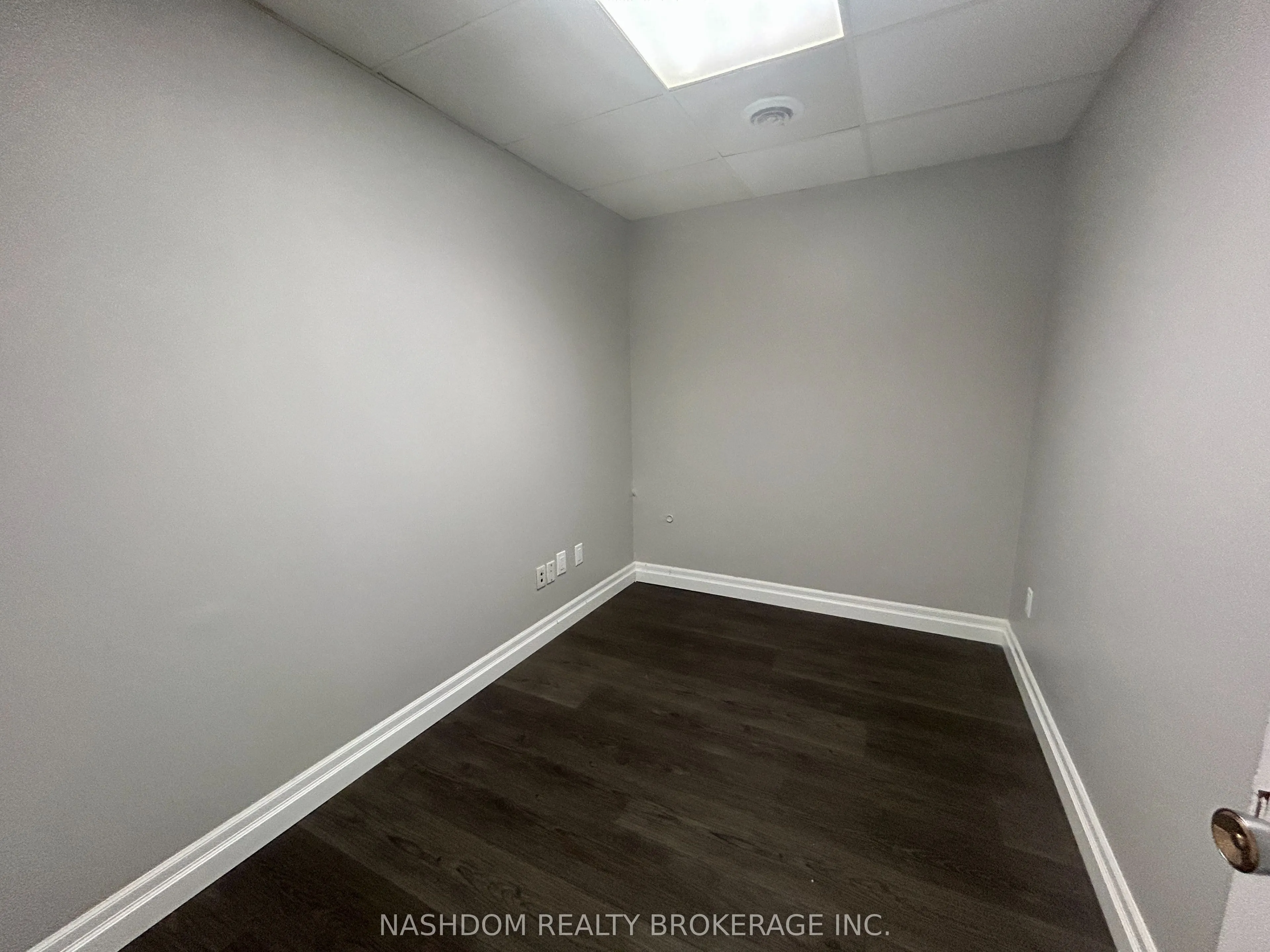 1219 Main Street E, #1