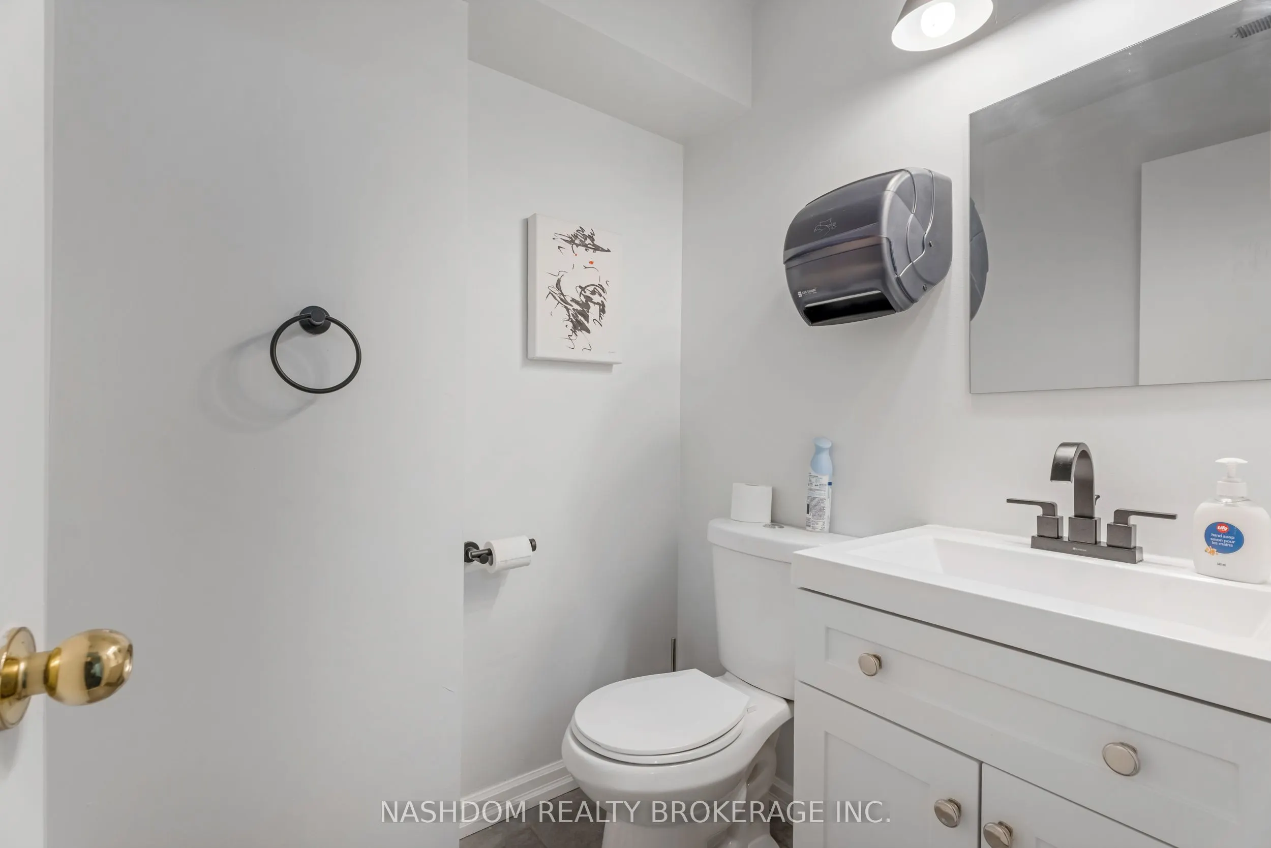 1219 Main Street E, #1