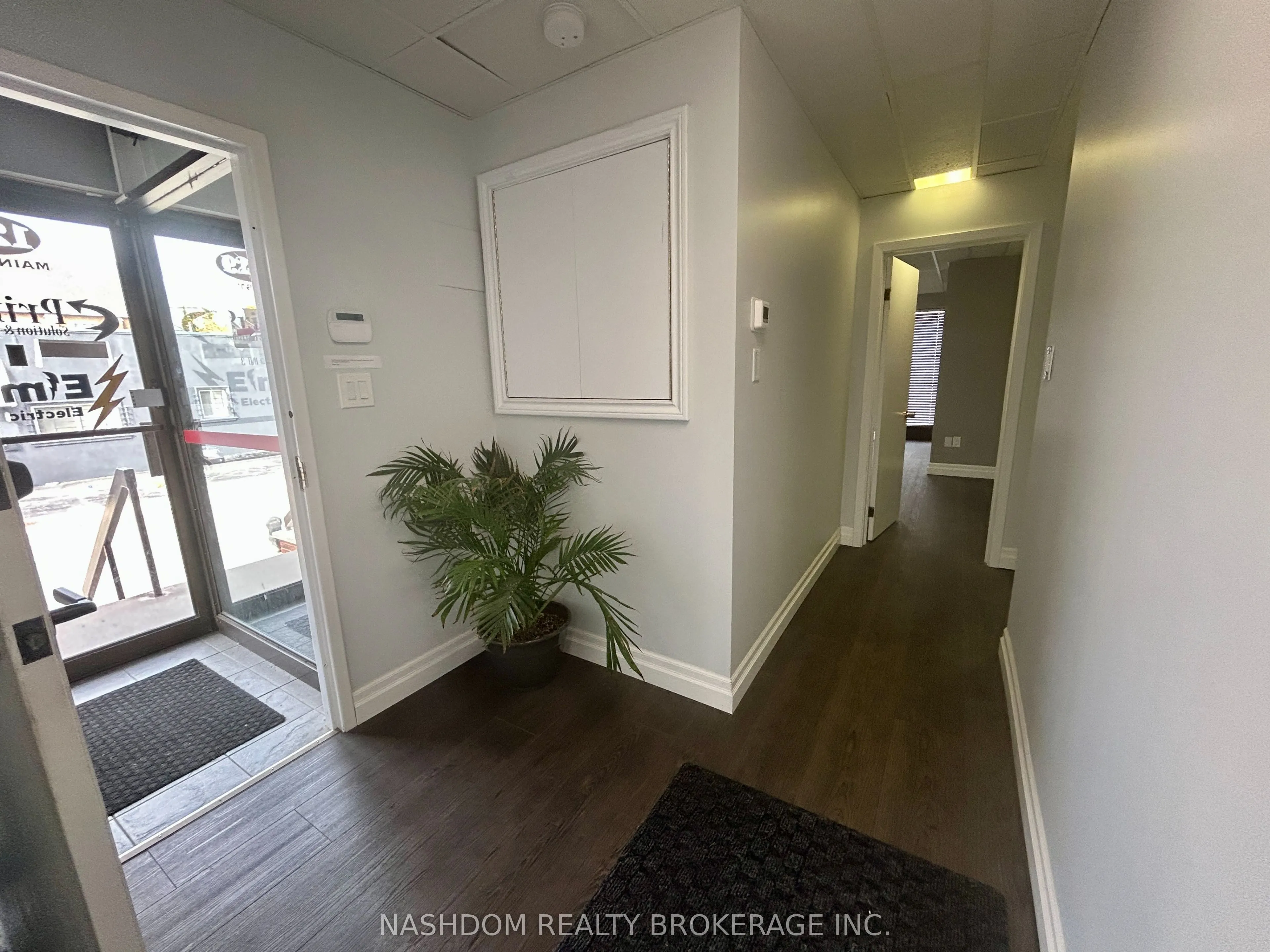 1219 Main Street E, #1