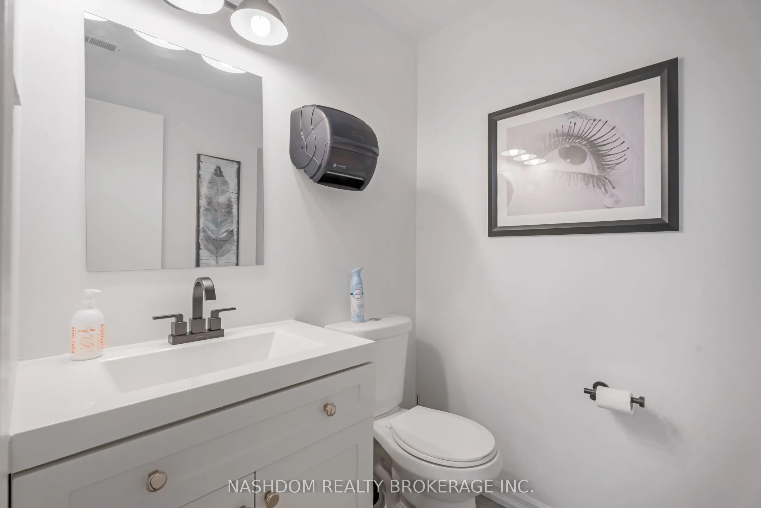 1219 Main Street E, #1