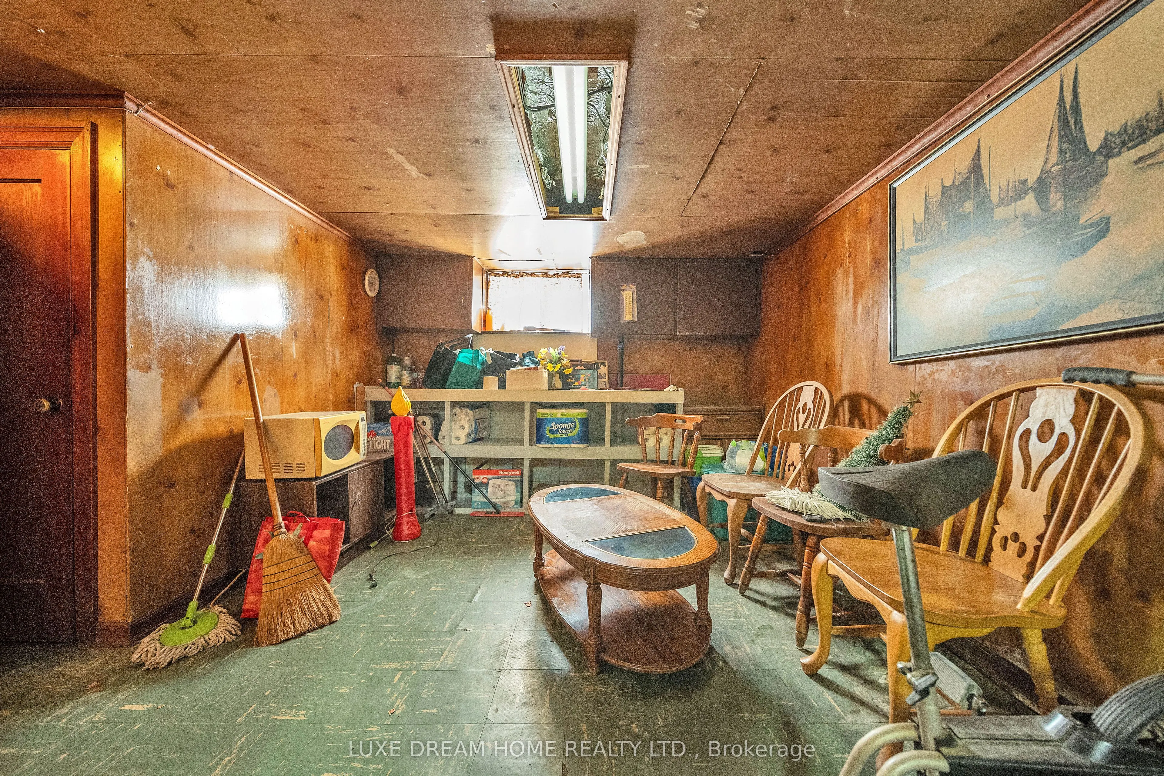 294 East 17th Street