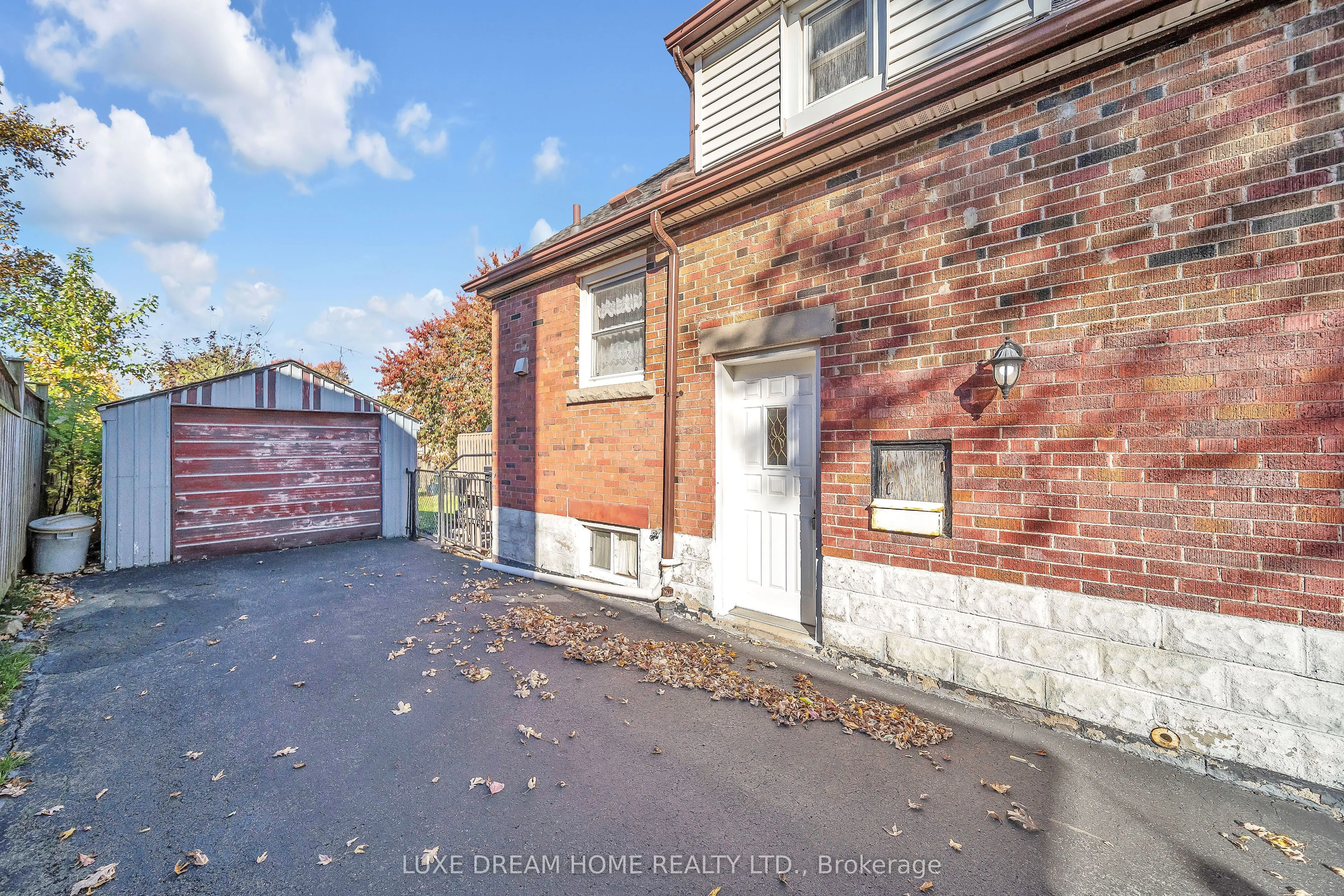 294 East 17th Street