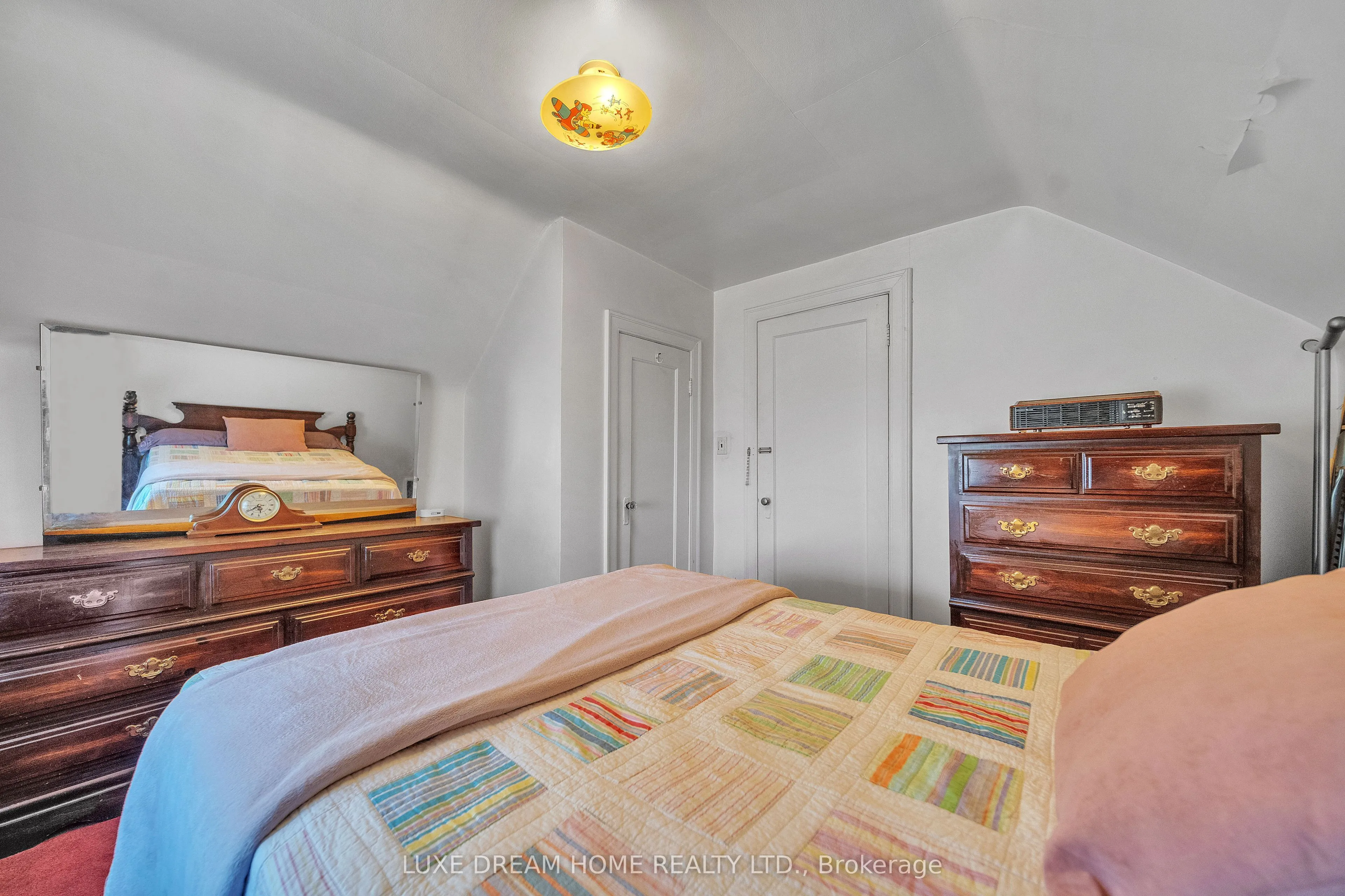 294 East 17th Street