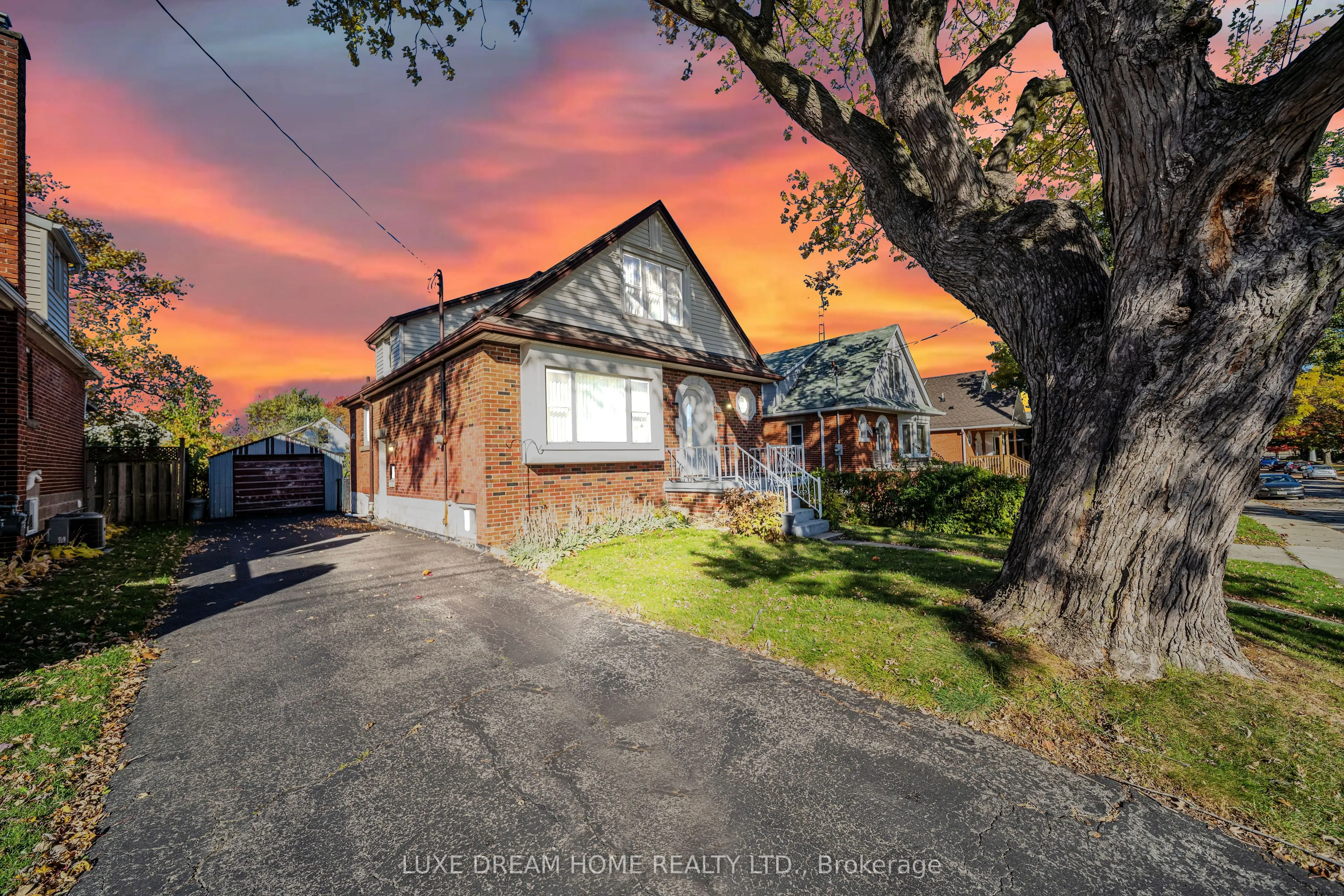 294 East 17th Street