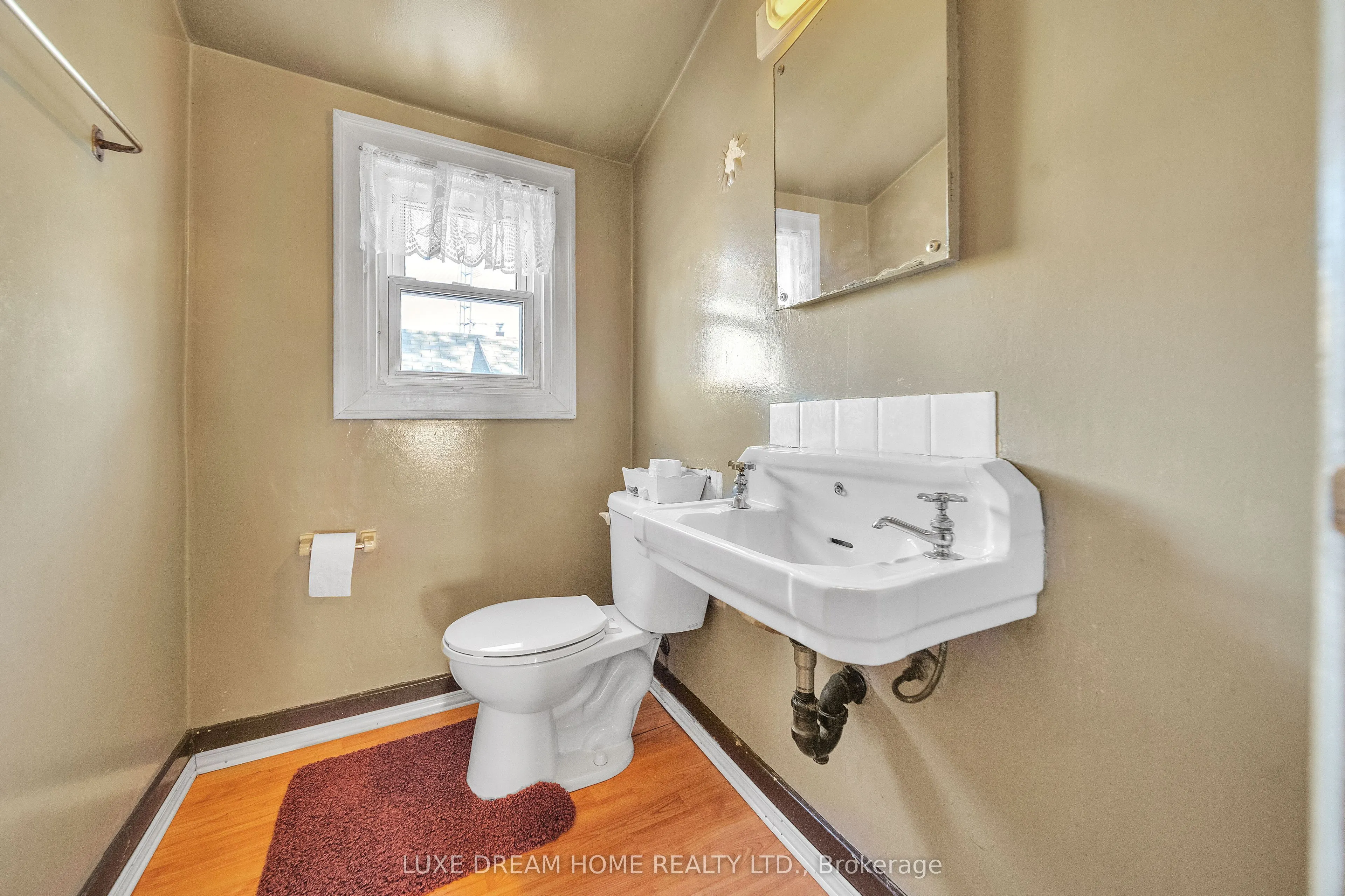 294 East 17th Street